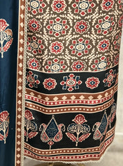 Regal Motif Crepe Unstitched Suit