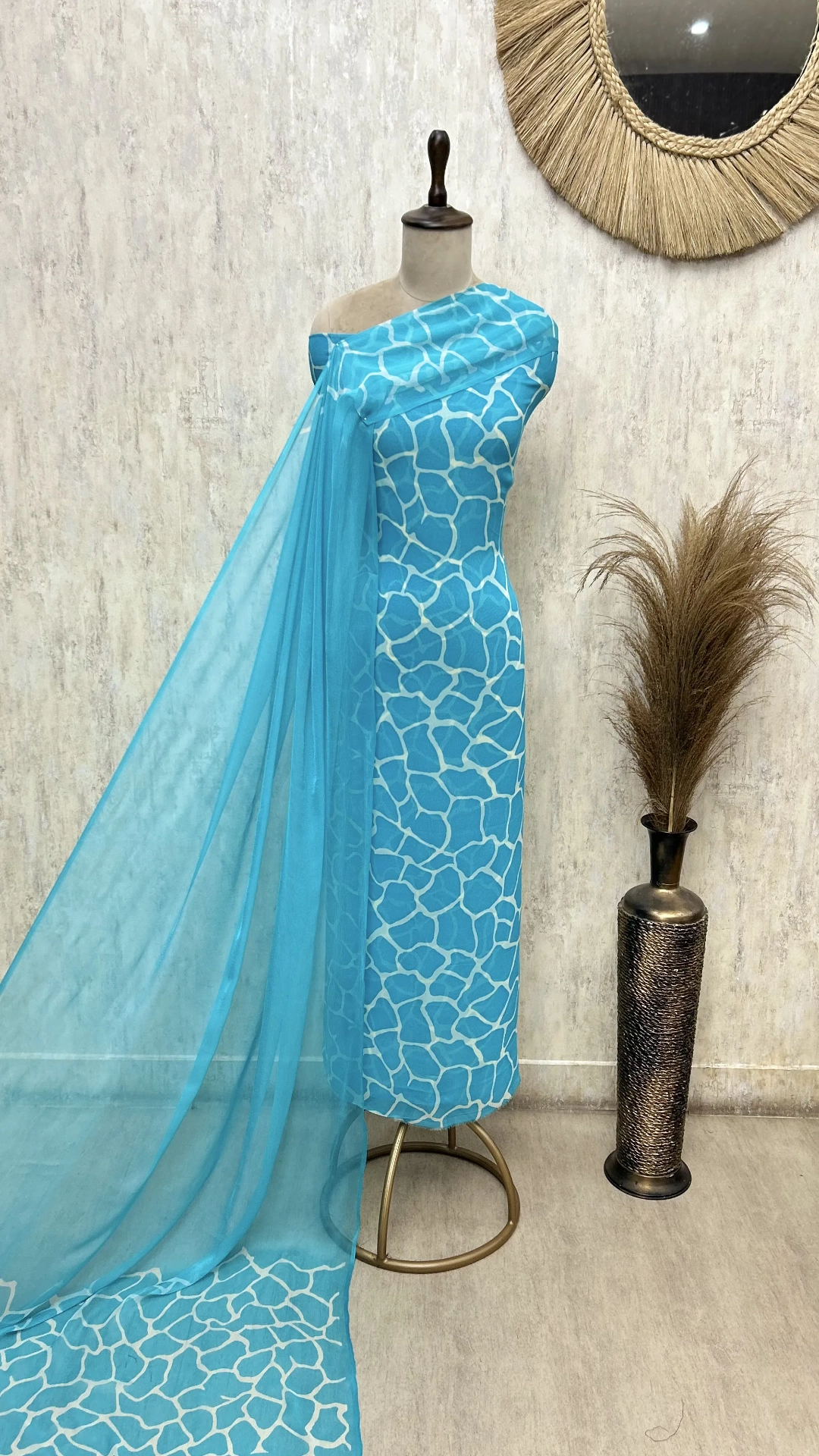 Gilded Mosaic Georgette Unstitched Suit