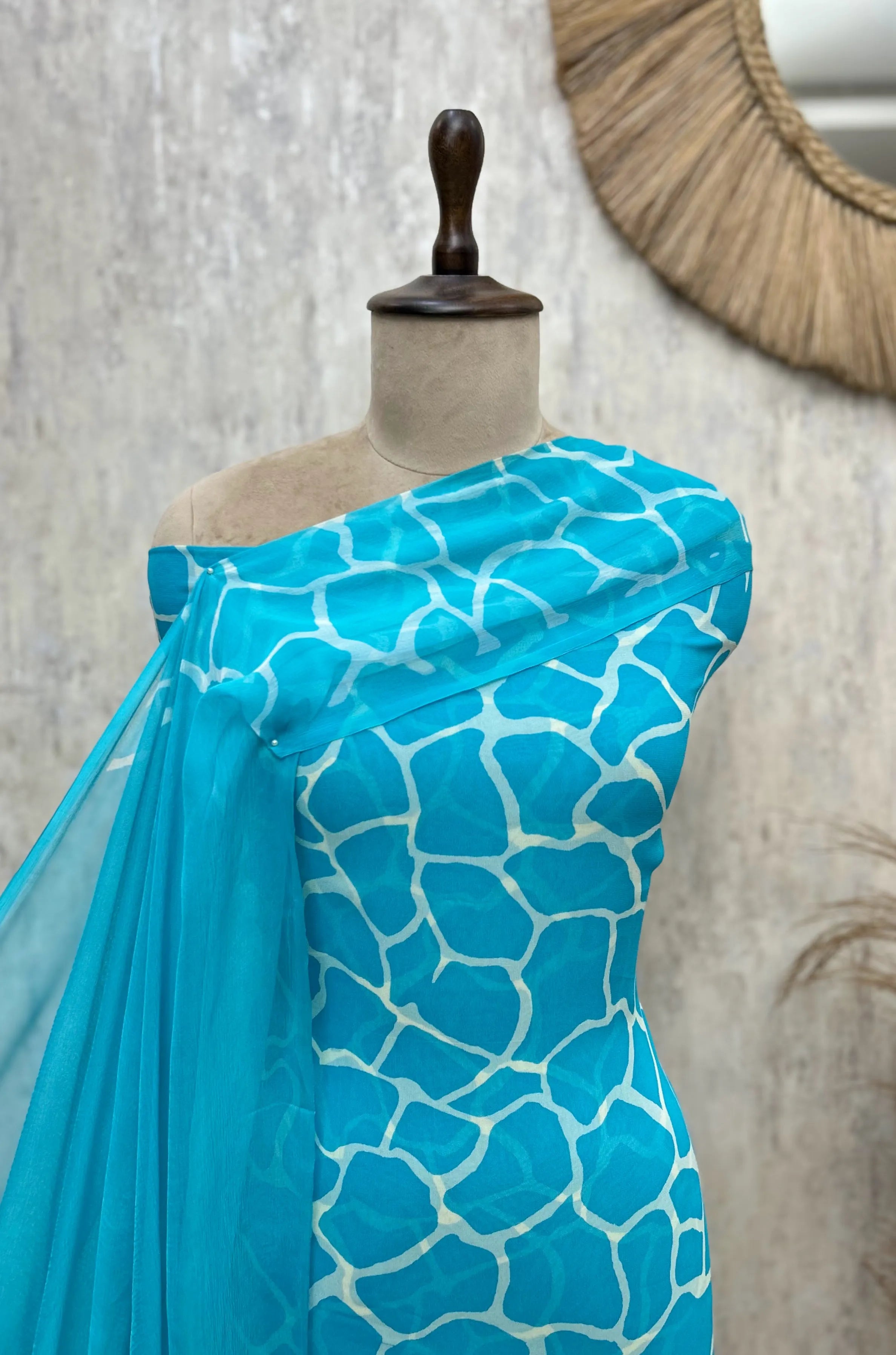 Gilded Mosaic Georgette Unstitched Suit