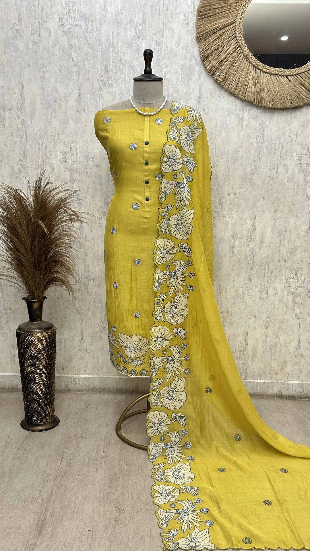 Sunlit Blossom Weave Mul Unstitched Suit