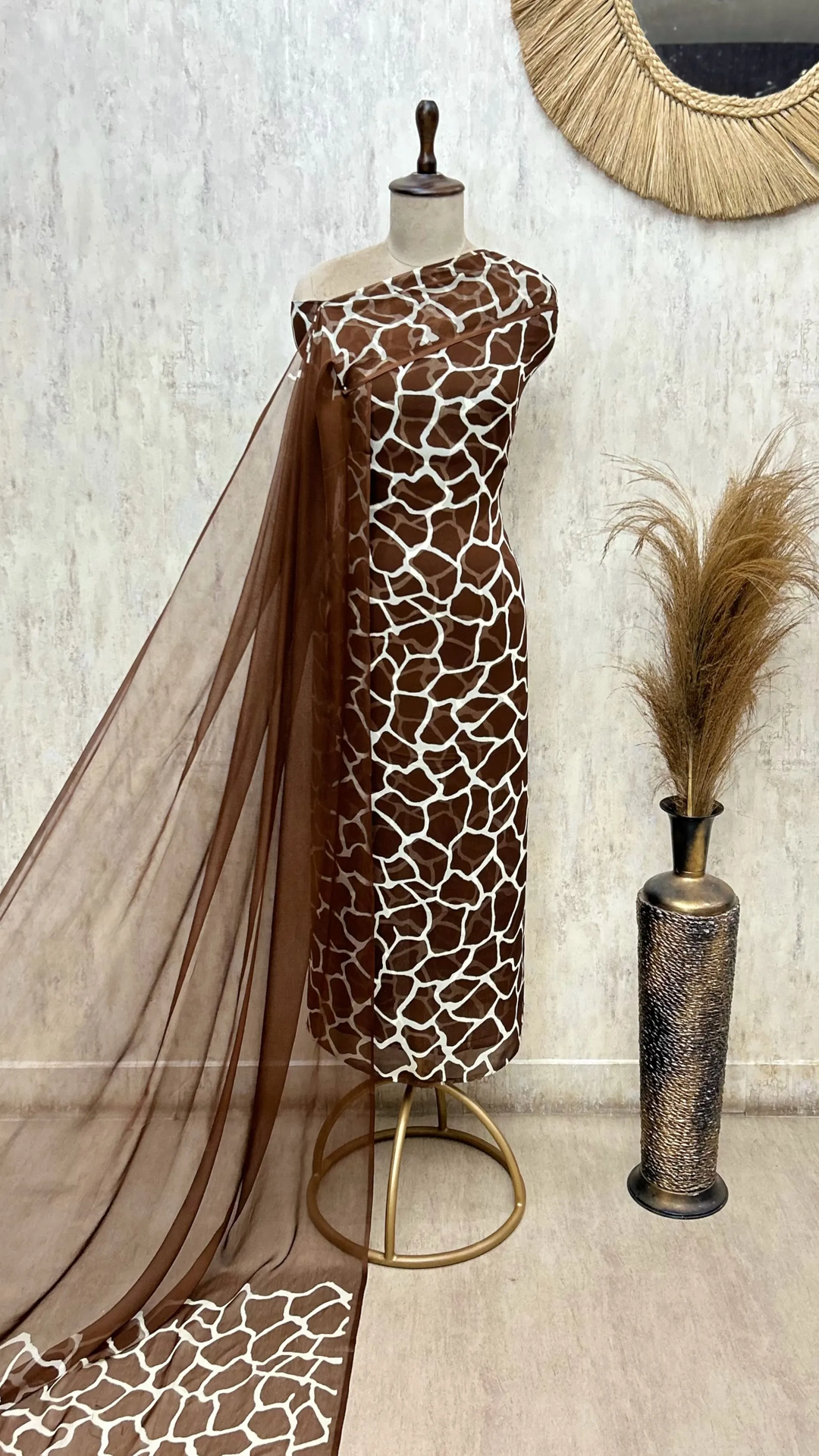 Gilded Mosaic Georgette Unstitched Suit