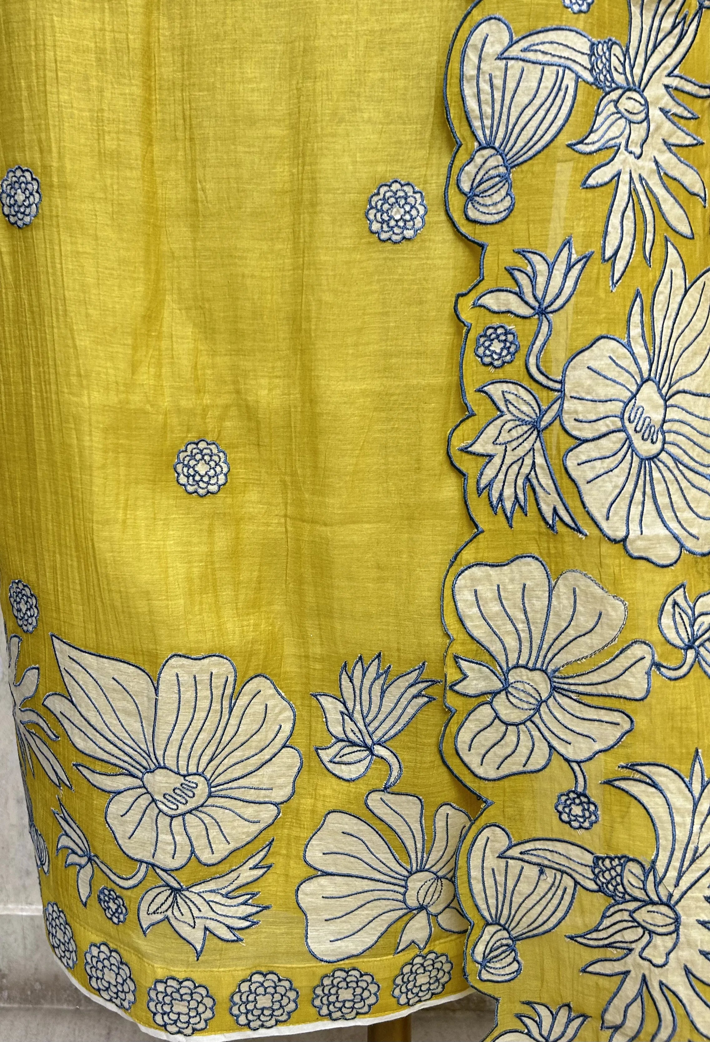 Sunlit Blossom Weave Mul Unstitched Suit