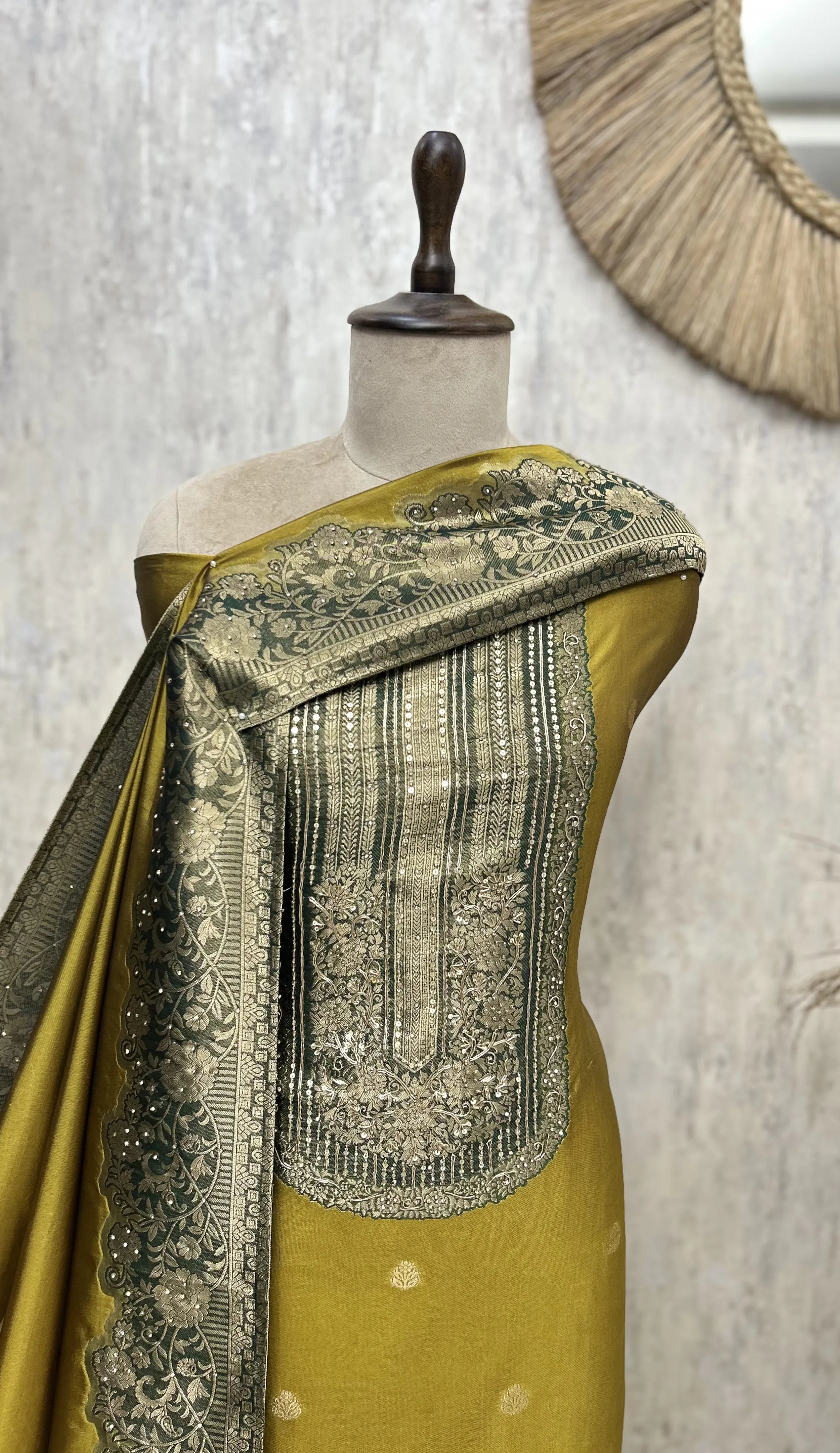 Regal Kanjivaram Heritage Unstitched Suit