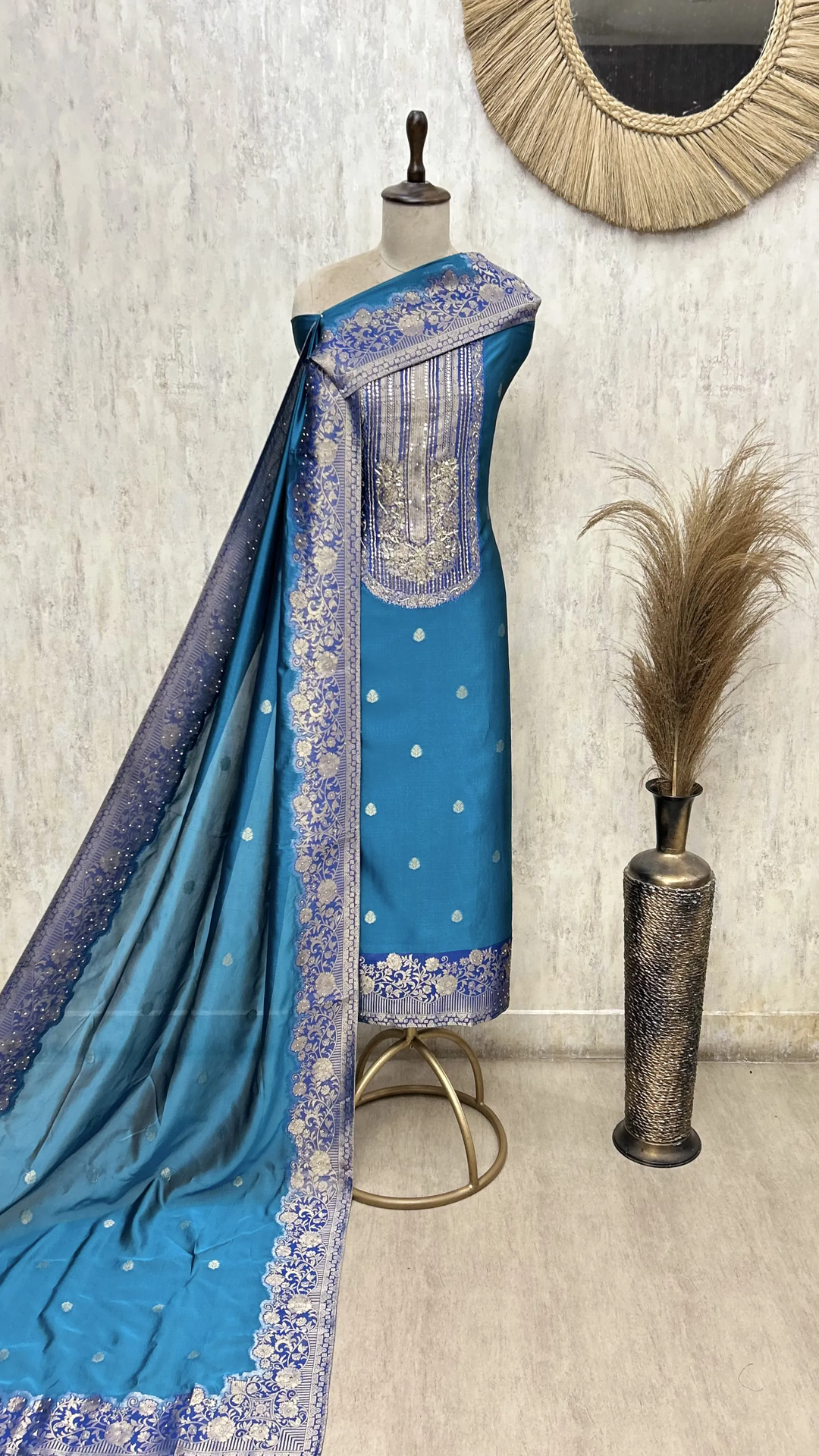 Regal Kanjivaram Heritage Unstitched Suit