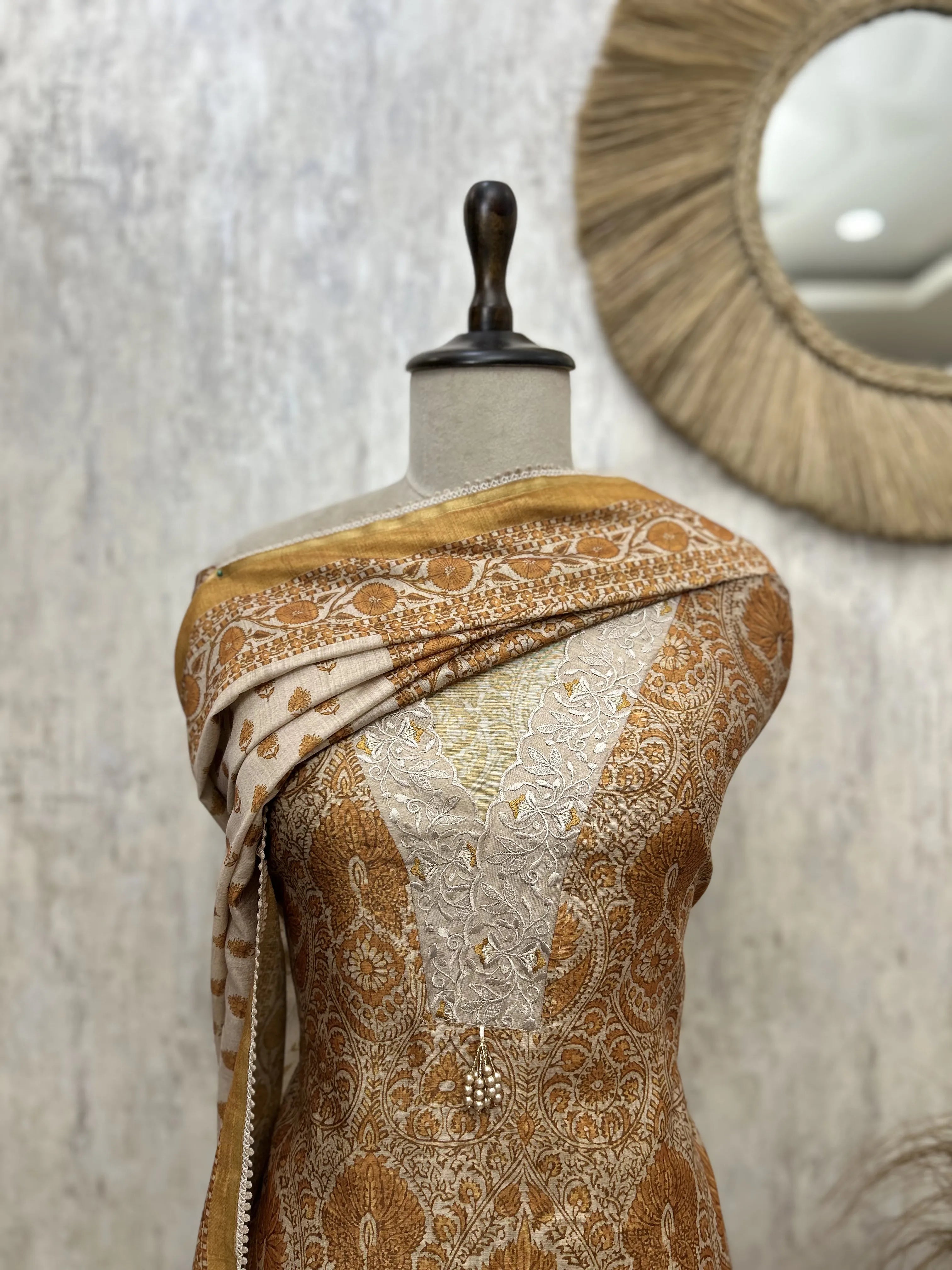 Rose Blossom Heritage Linen Unstitched Suit
