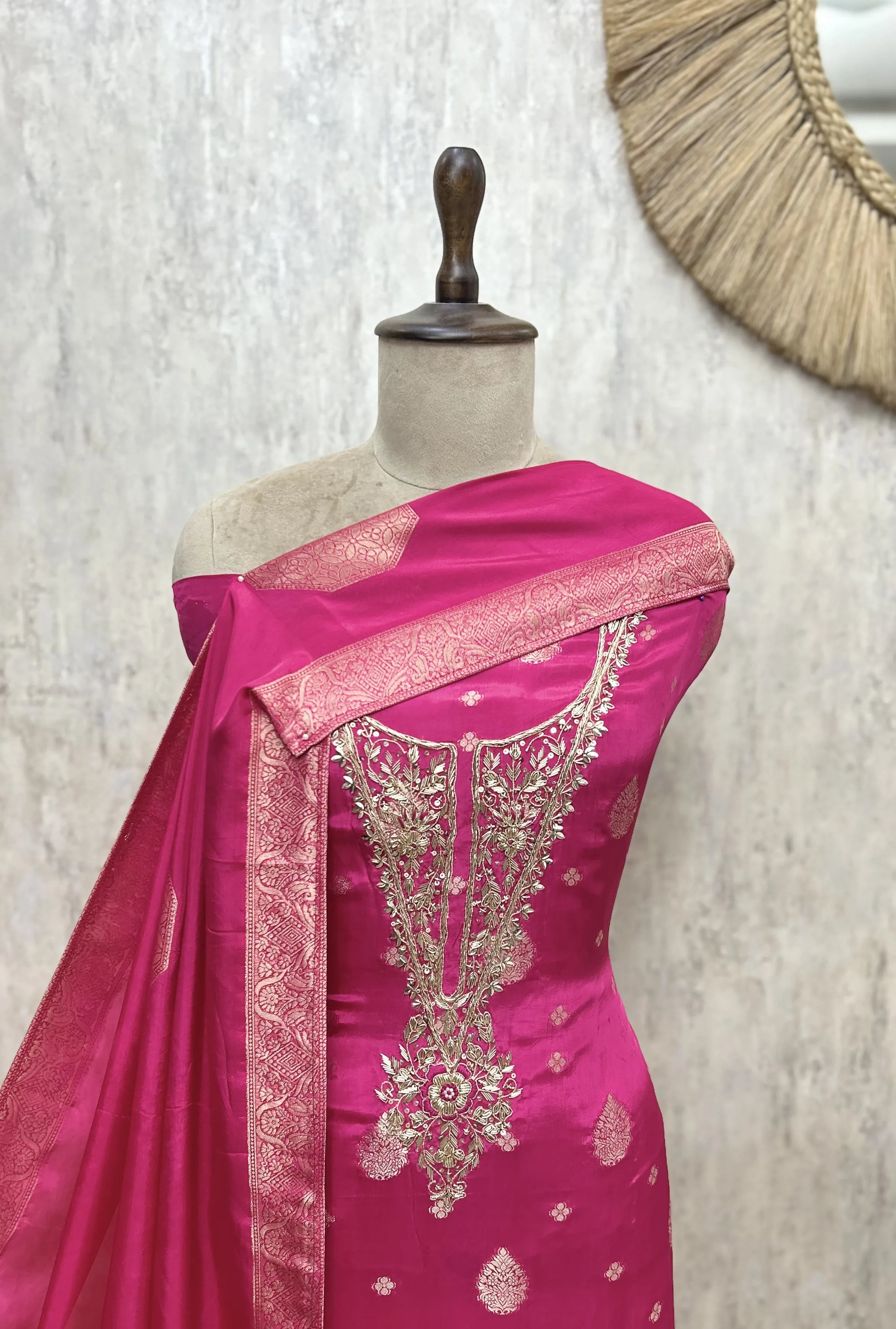 Royal Zari Dola Silk Unstitched Suit