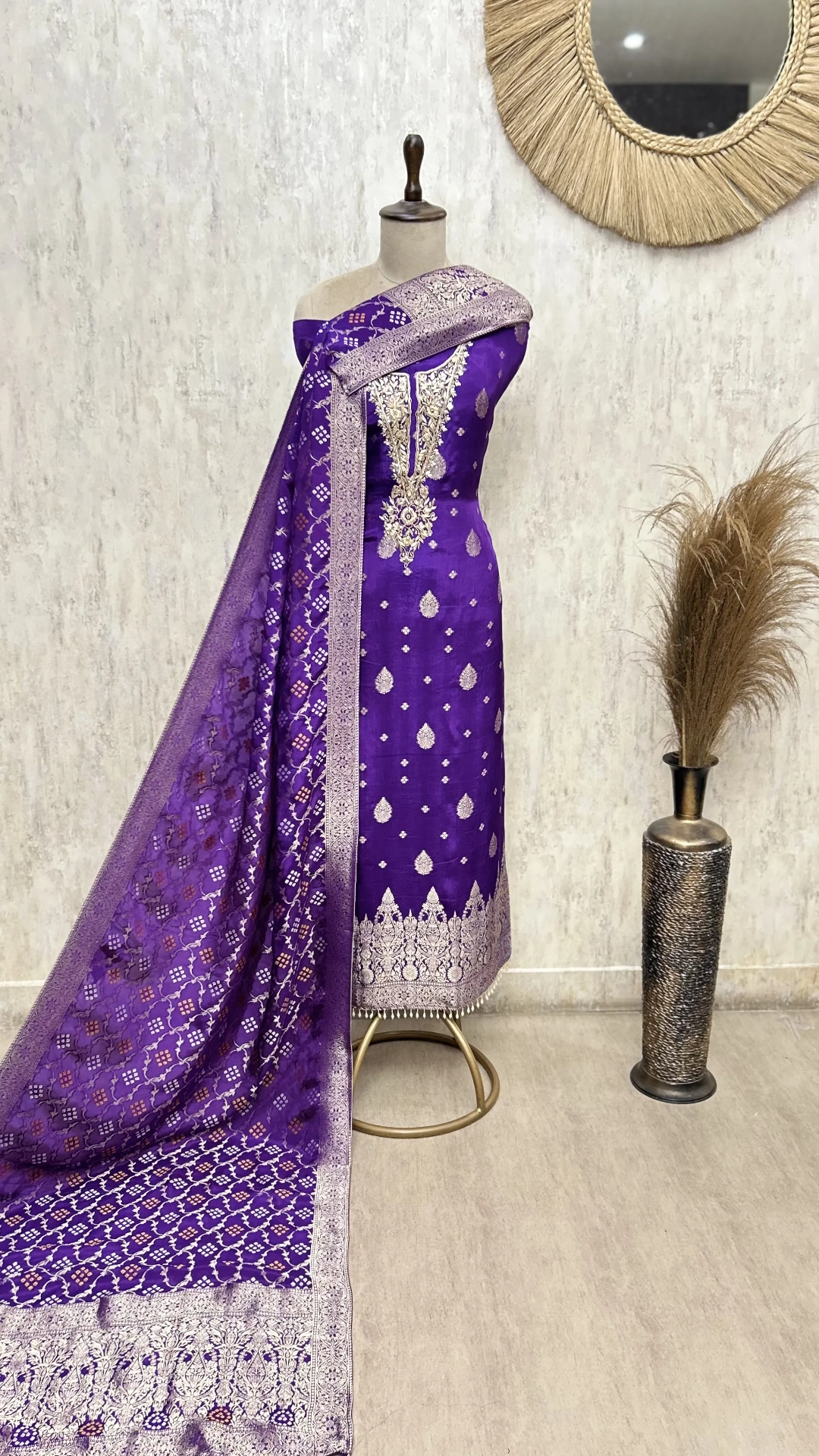 Royal Zari Dola Silk Unstitched Suit