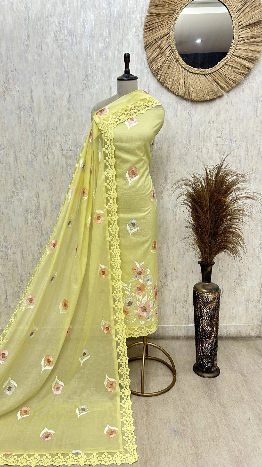 Pastel Bloom Elegance Mul chanderi Unstitched Suit