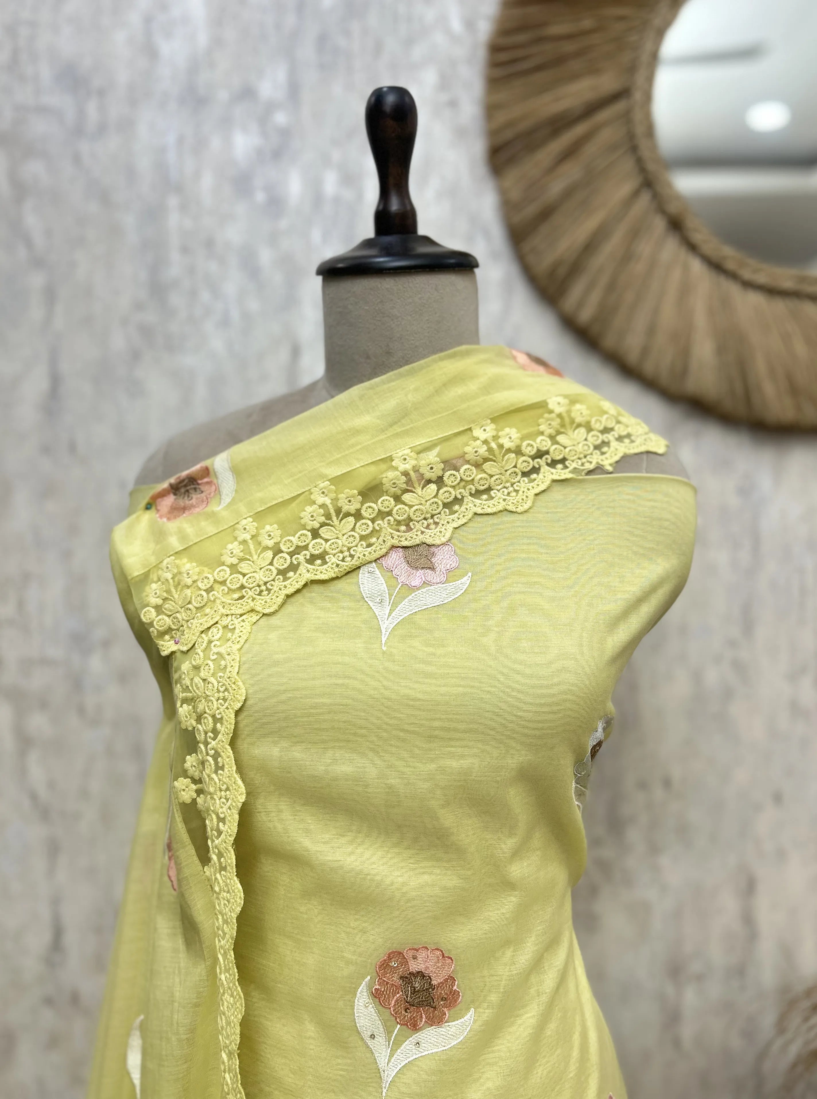 Pastel Bloom Elegance Mul chanderi Unstitched Suit