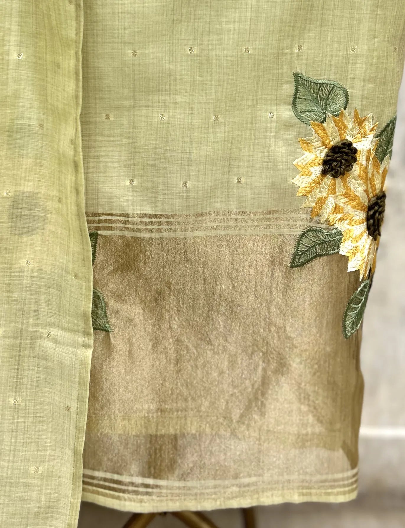 Nature's Weave Jamdani Unstitched Suit