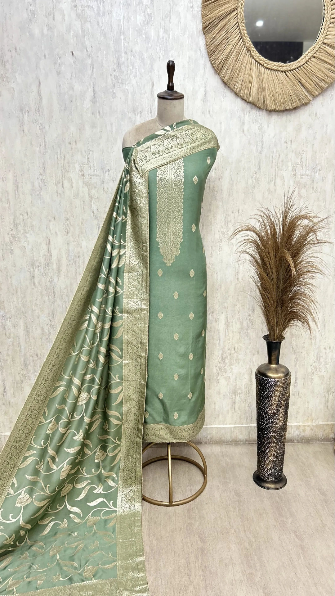 Regal Dola Silk Unstitched Suit