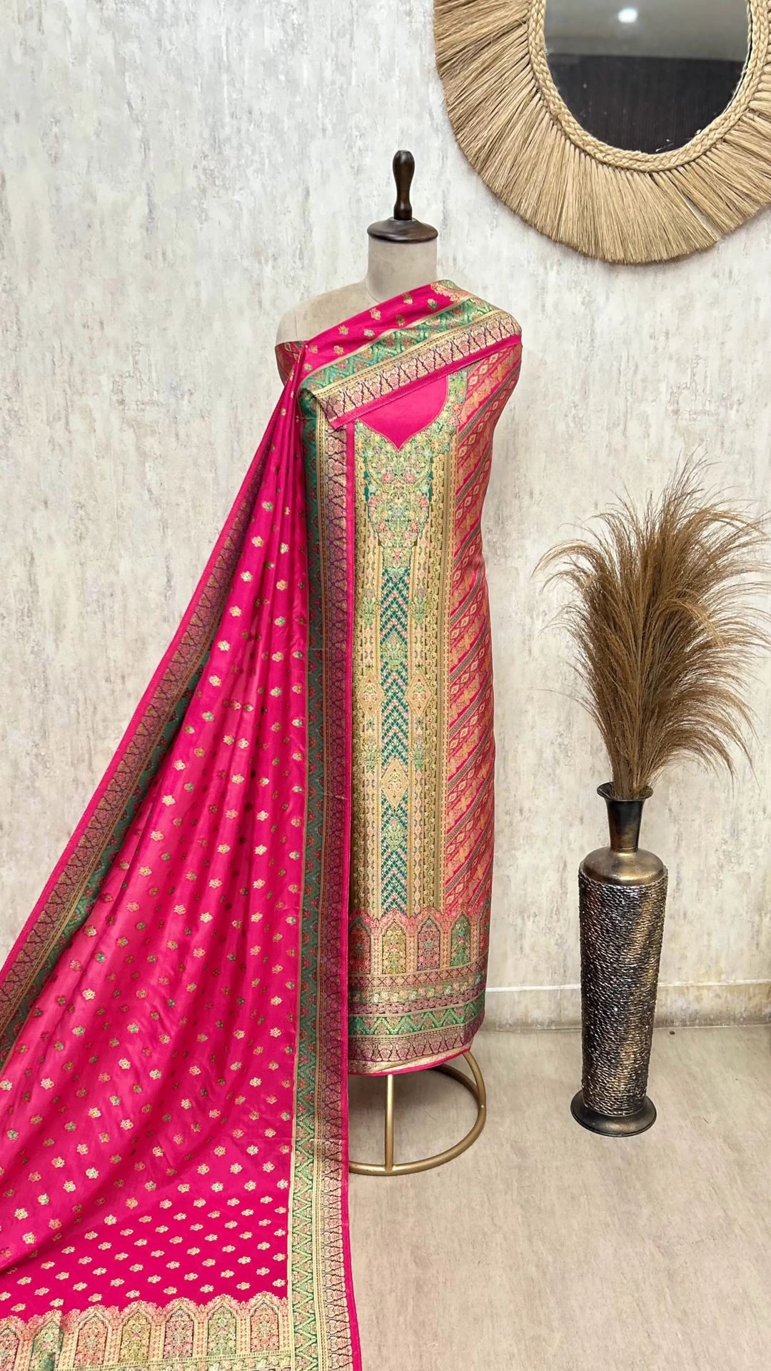 Gulnaar Grace Fine Silk Unstitched Suit