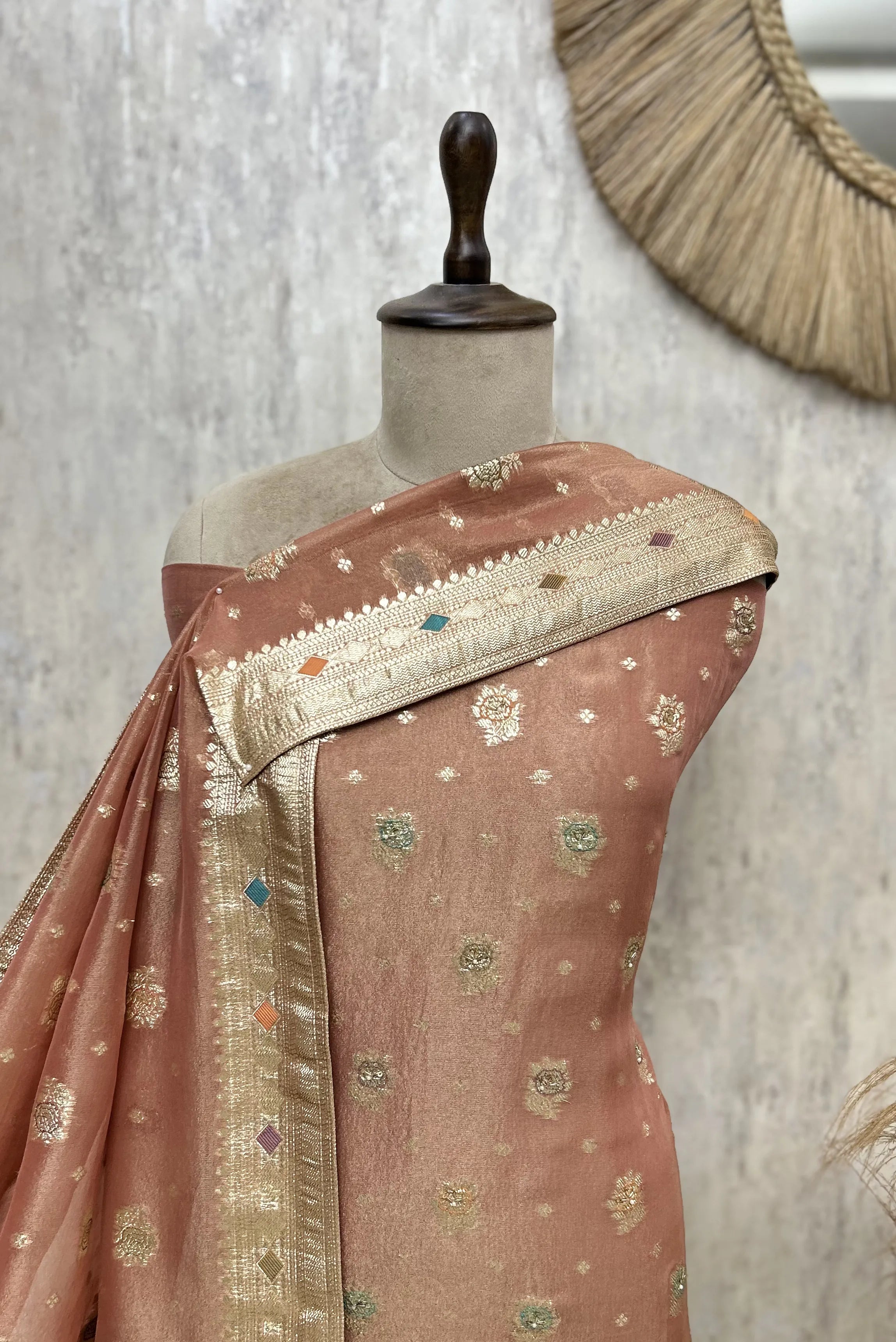 Elegant Woven Tissue Unstitched Suit