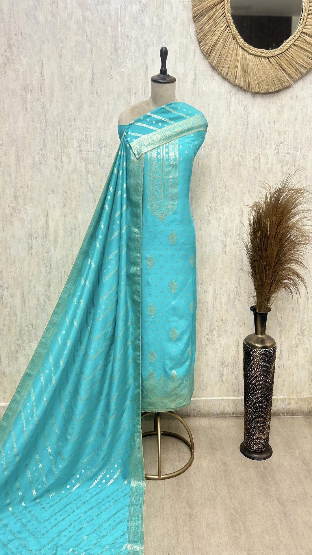 Elegant Heritage Dola Silk Unstitched Suit