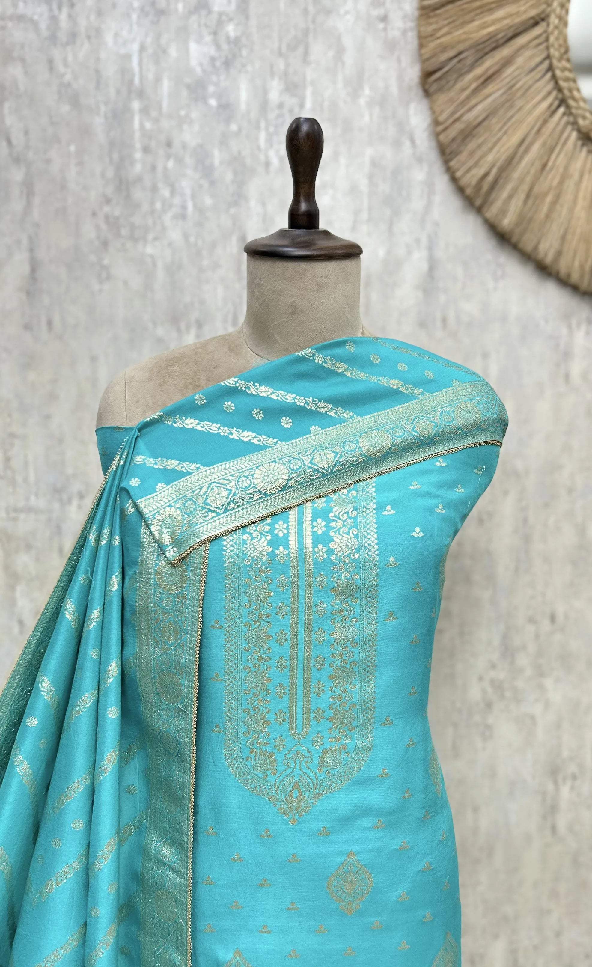 Elegant Heritage Dola Silk Unstitched Suit