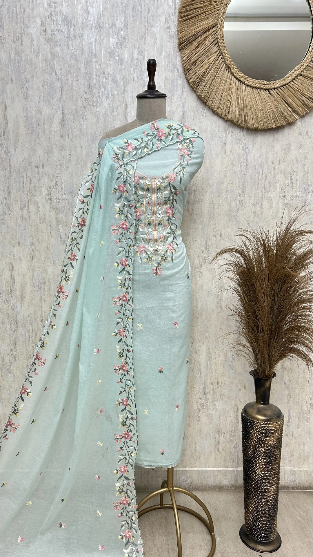 Mint Floral Elegance Mul chanderi Unstitched Suit