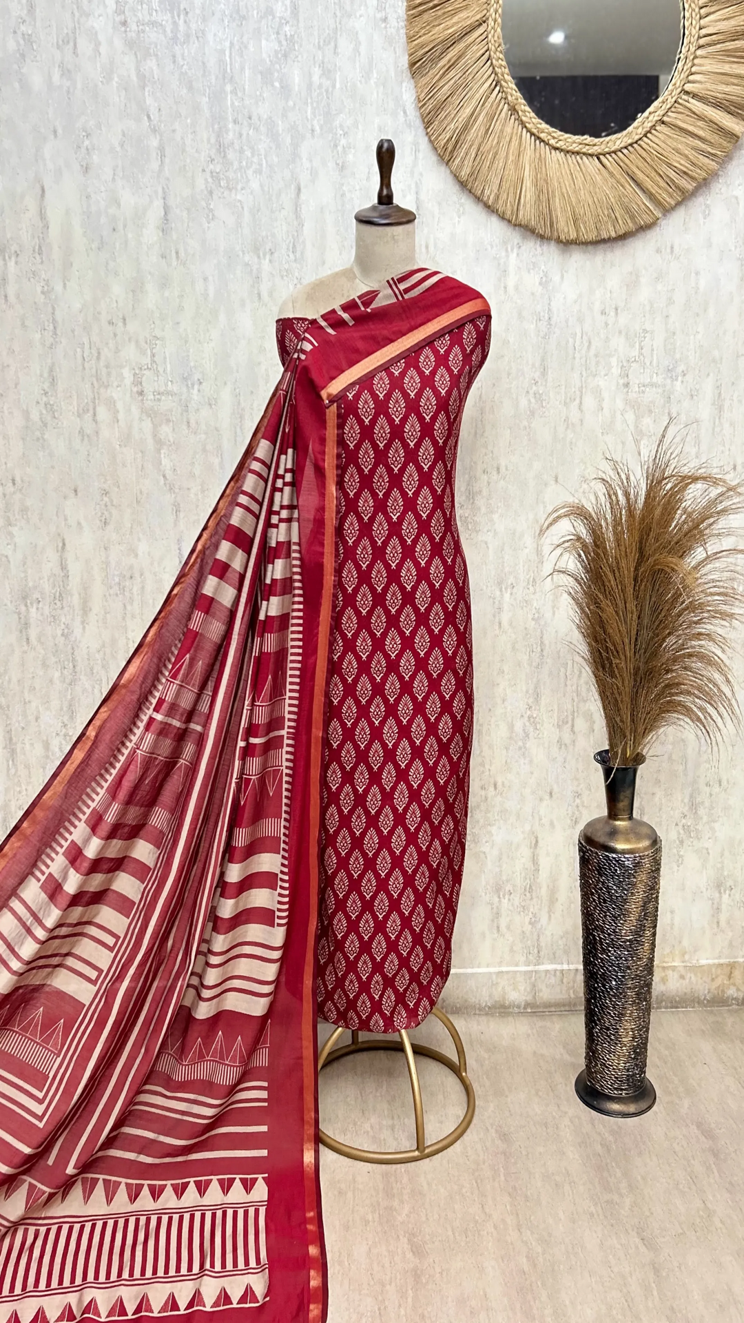 Elegant Maheshwari Cotton Unstitched Suit