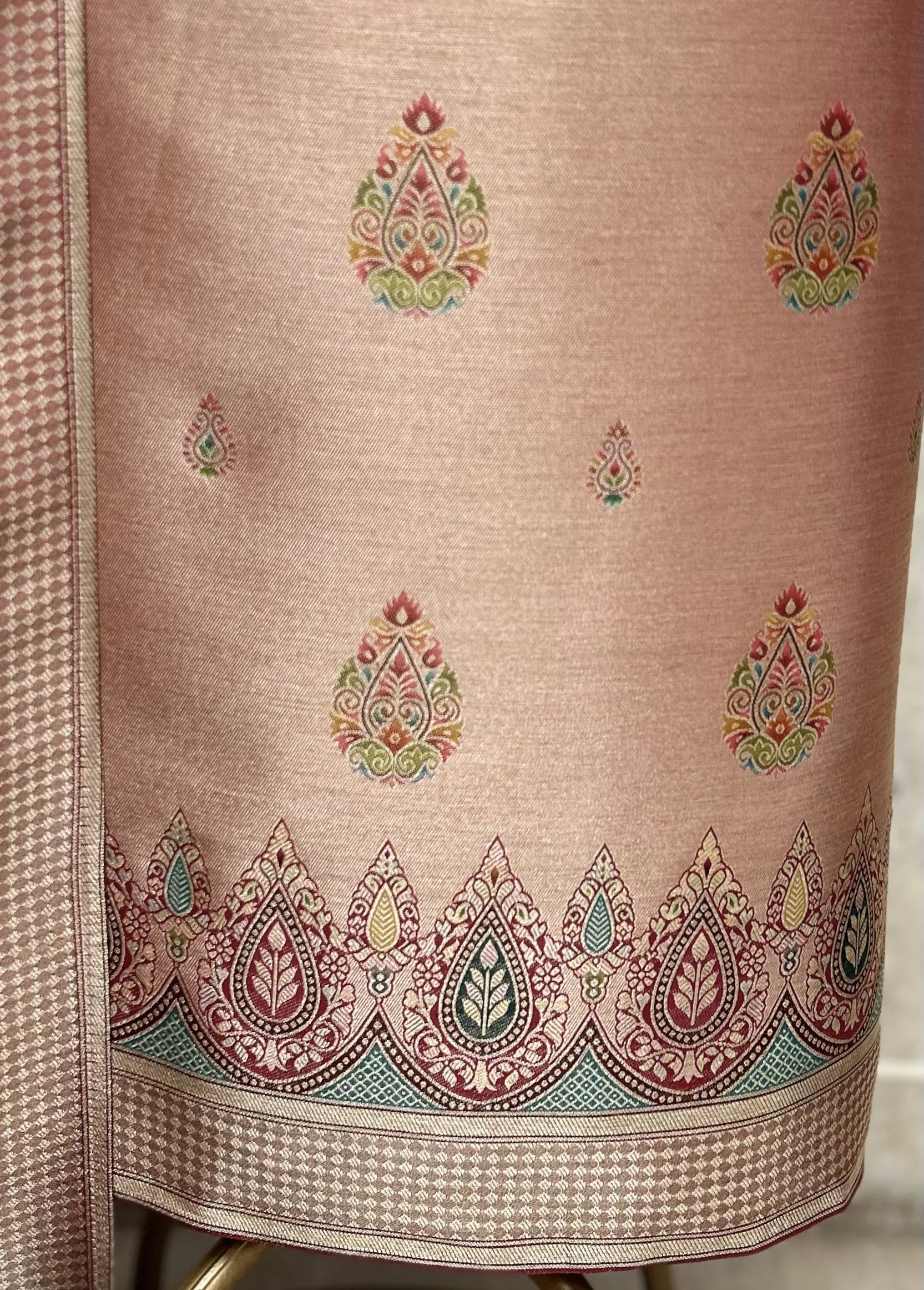 Elegant Dola Silk Unstitched Suit
