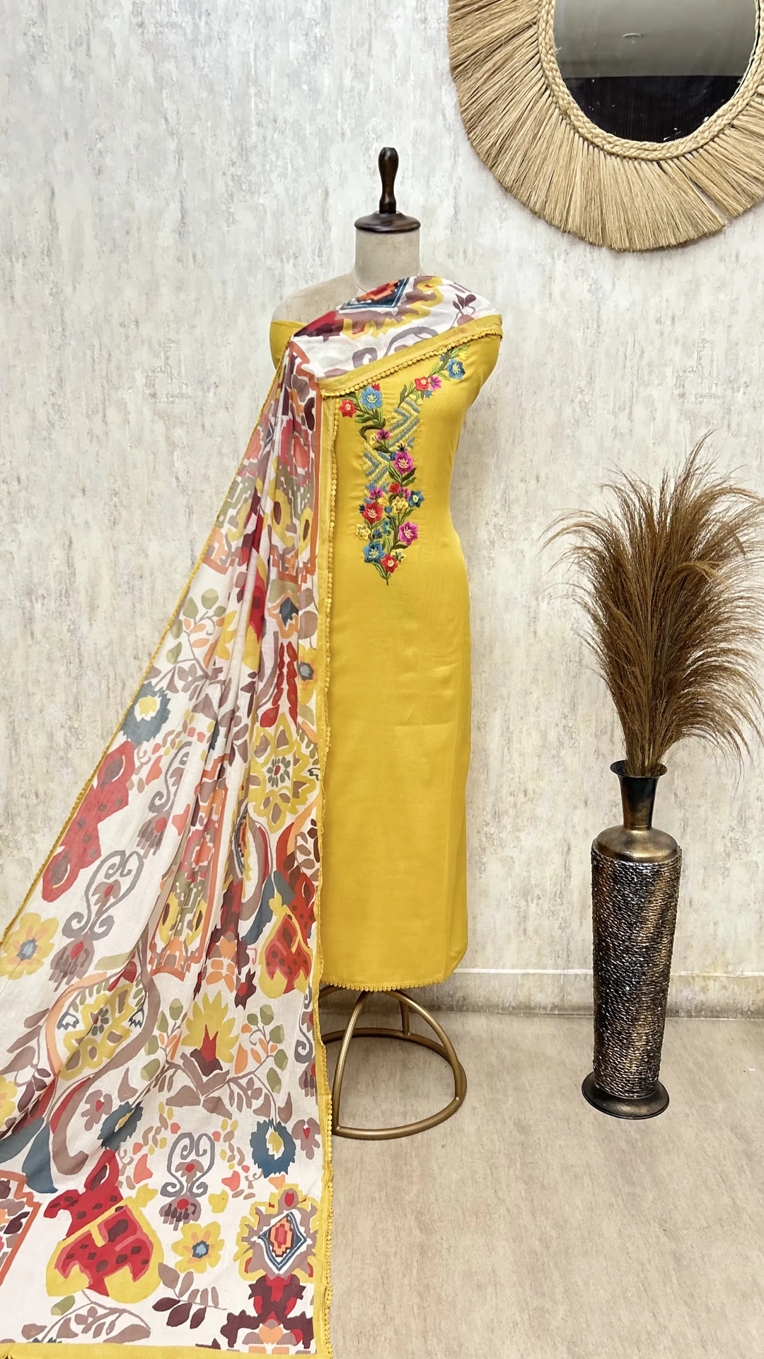 Elegant Mul Chanderi Unstitched  Suit