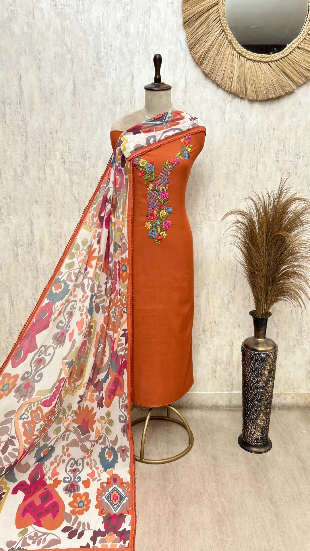 Elegant Mul Chanderi Unstitched  Suit