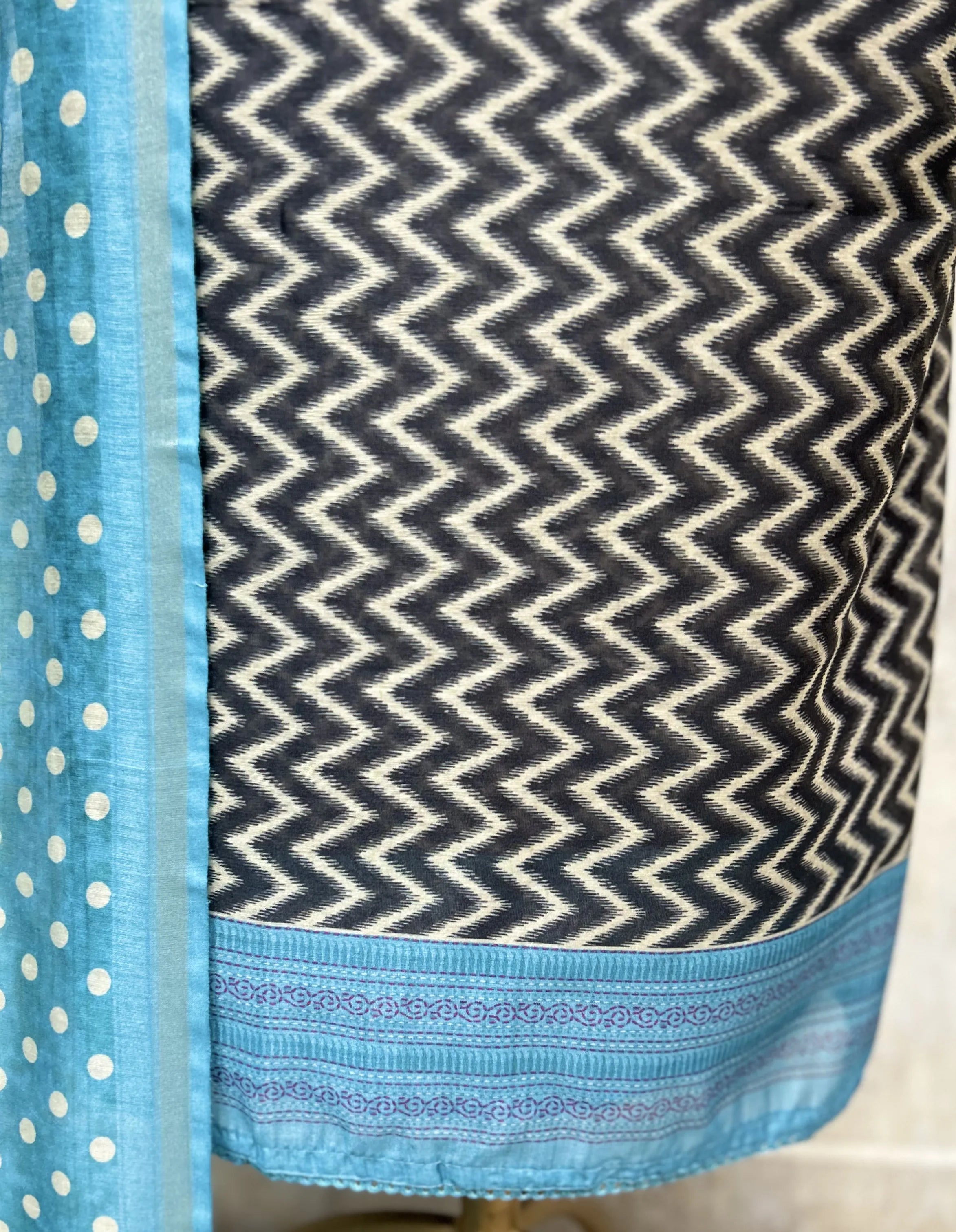 Elegant Maheshwari Unstitched Suit