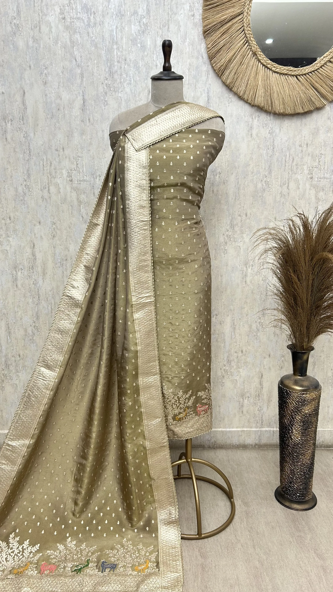 Emerald Silk Elegance Tissue Unstitched Suit