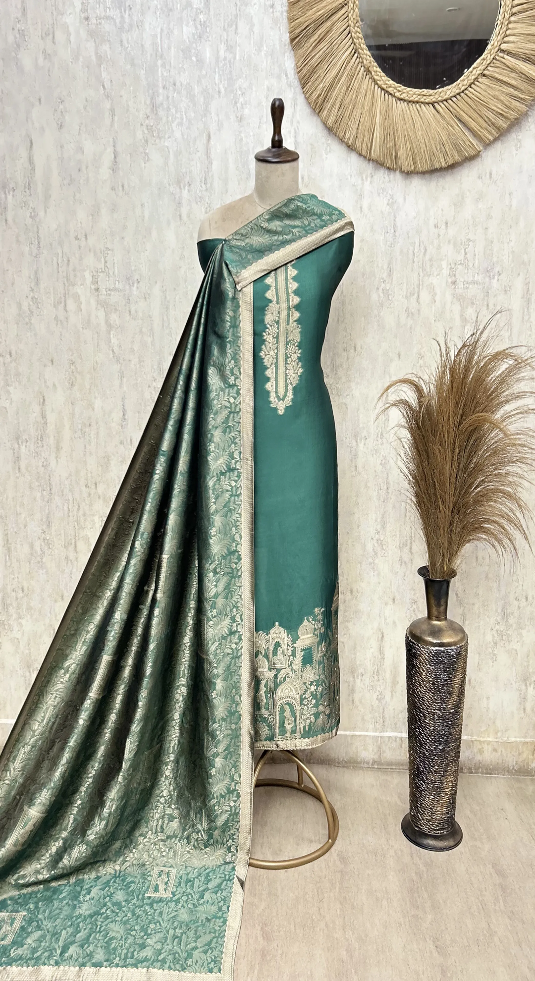 Elegant Dola Silk Unstitched Suit