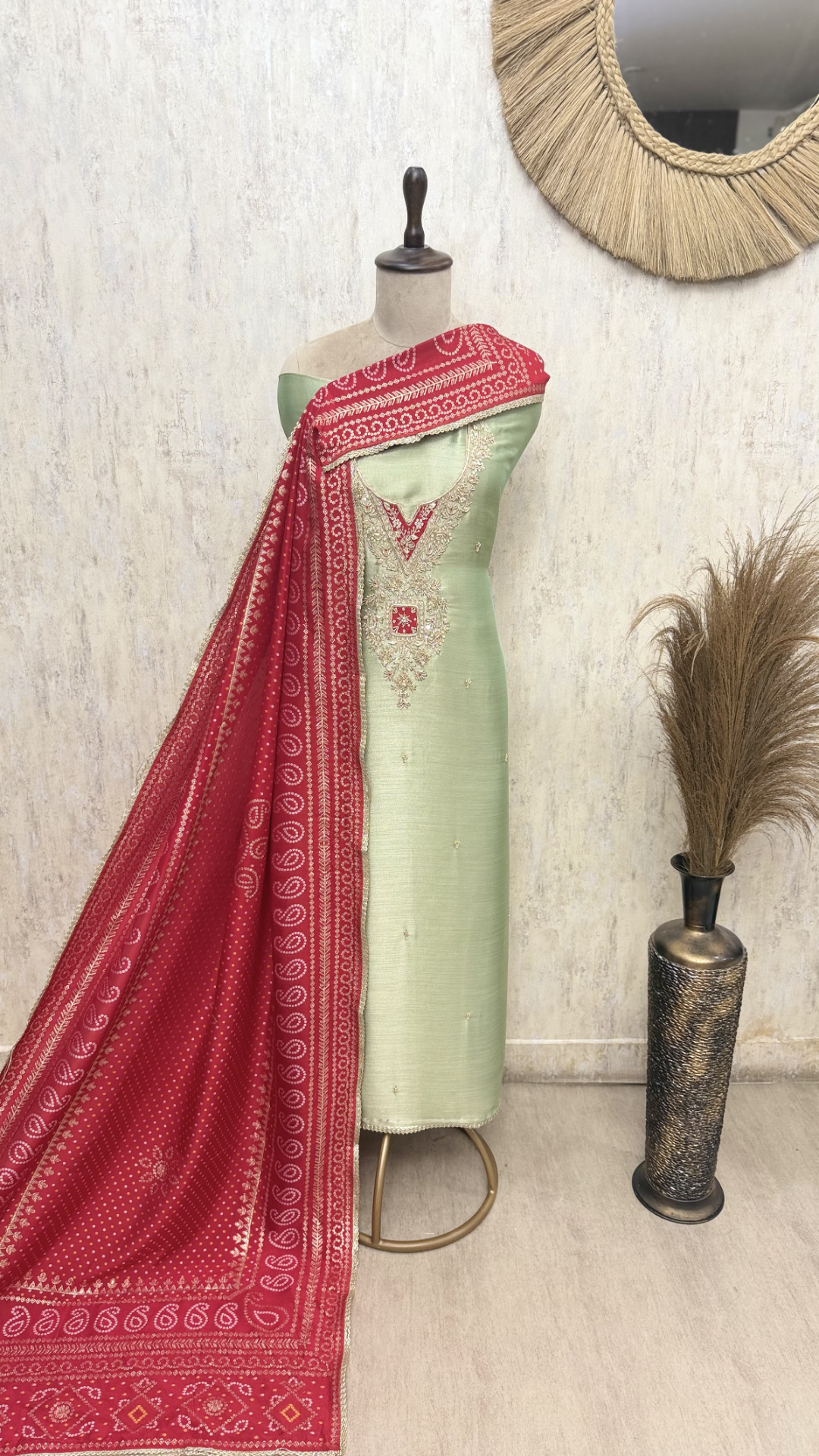 Traditional Ensemble Giraffe Tissue Unstitched Suits