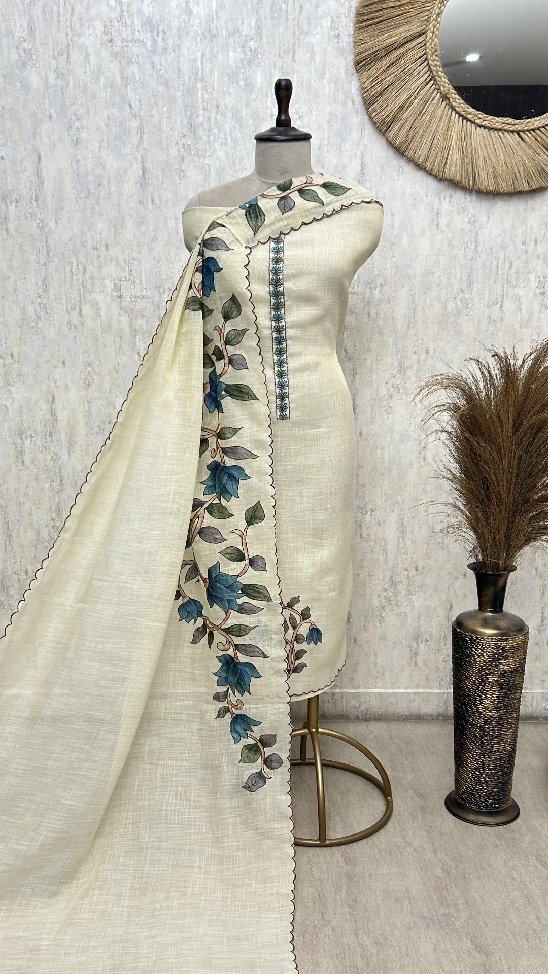 Floral Elegance Linen Unstitched Suit