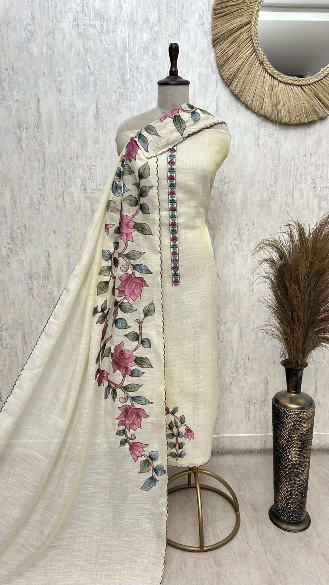 Floral Elegance Linen Unstitched Suit