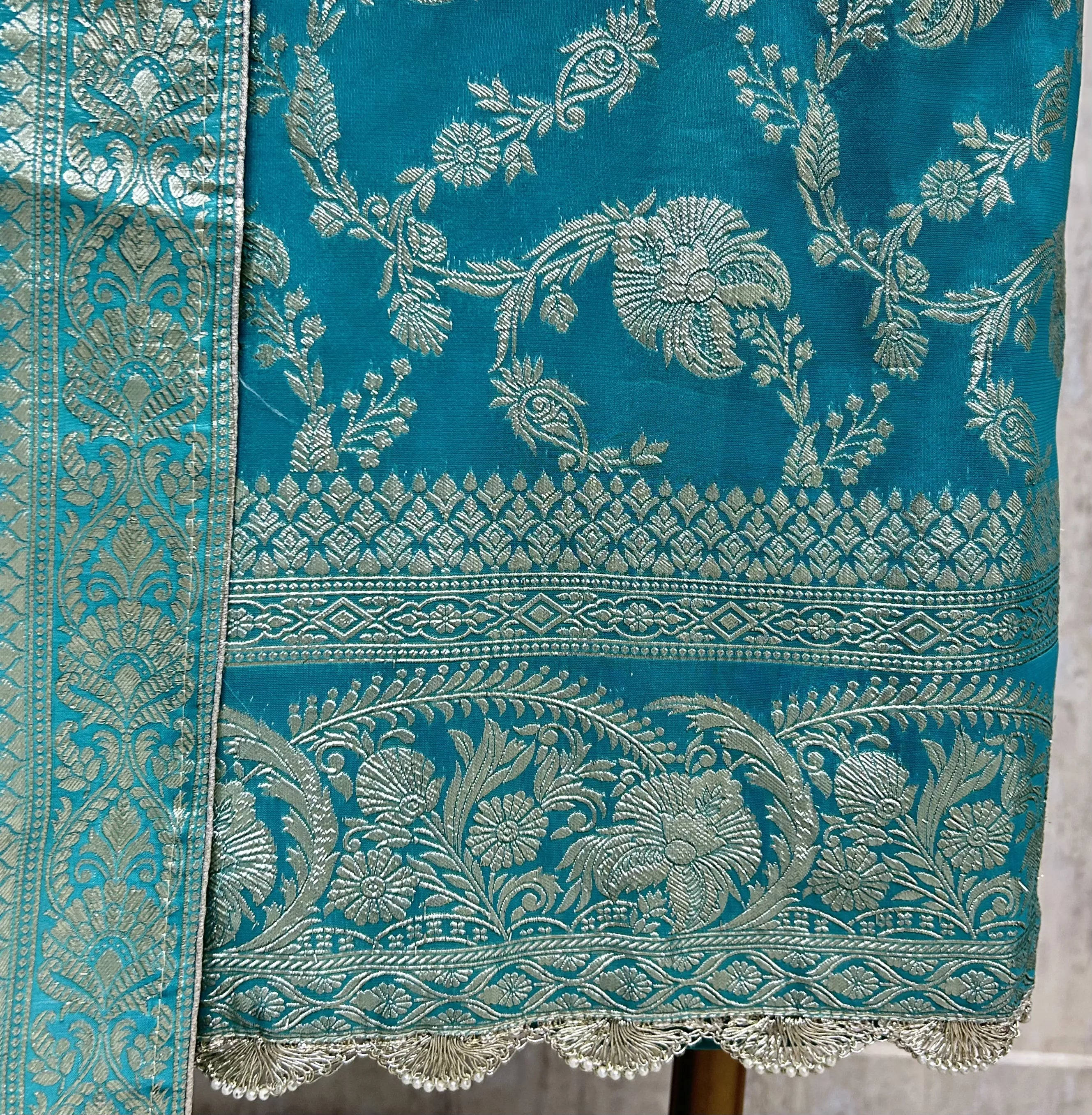 Emerald Floral Elegance Organza Unstitched Suit