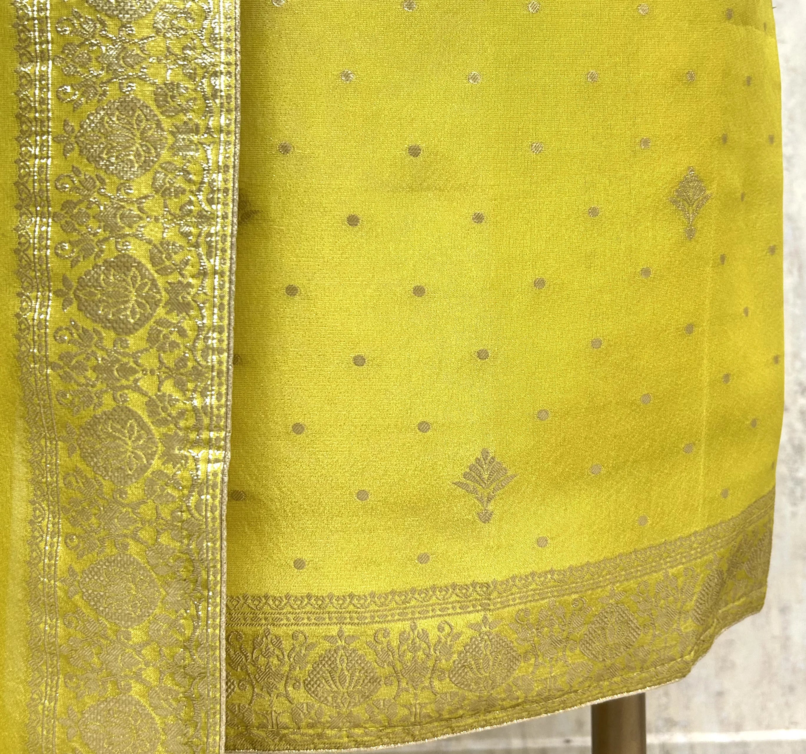 Sunshine Elegance Tissue Unstitched Suit