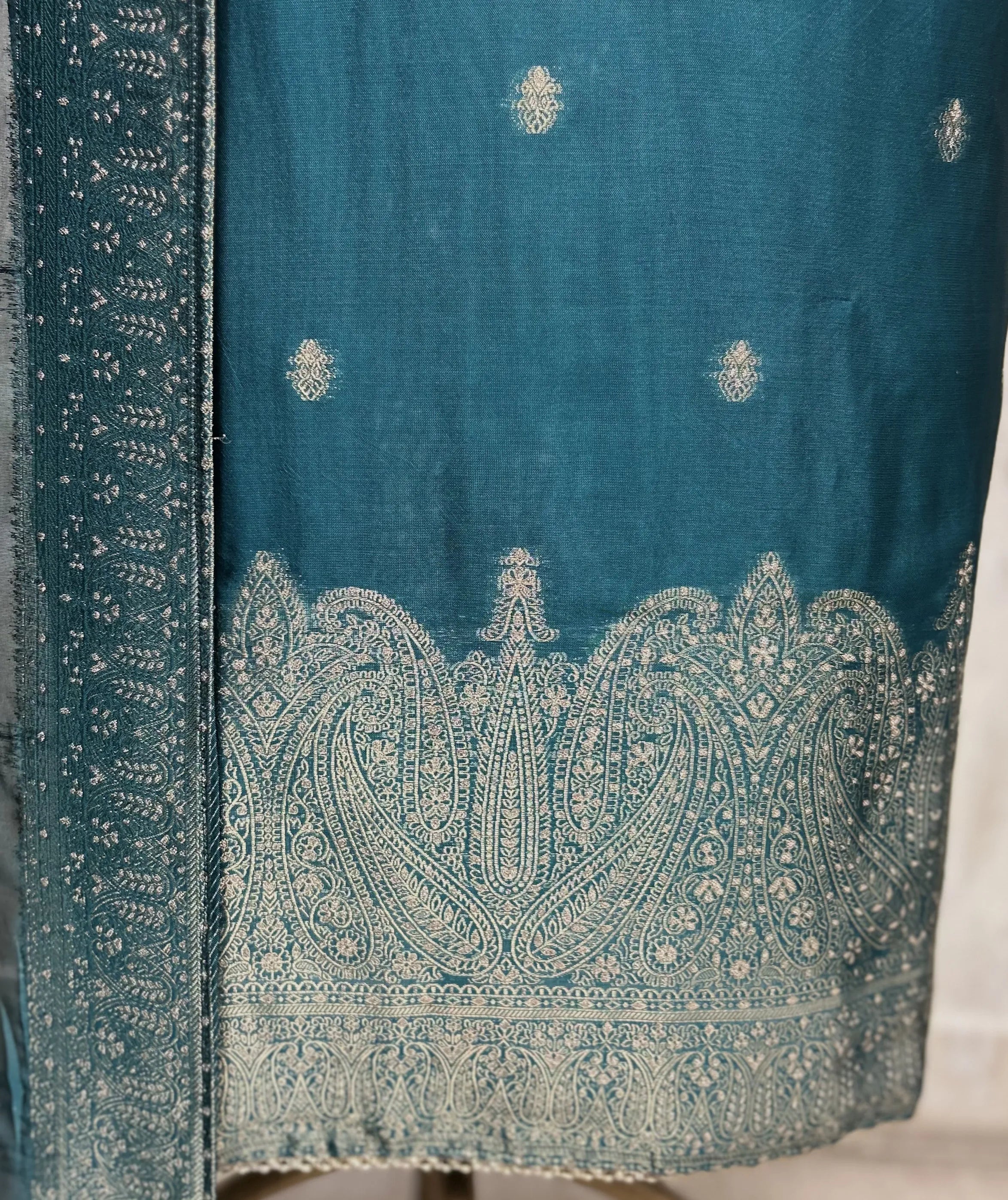Festive Kanjivaram Unstitched Suit
