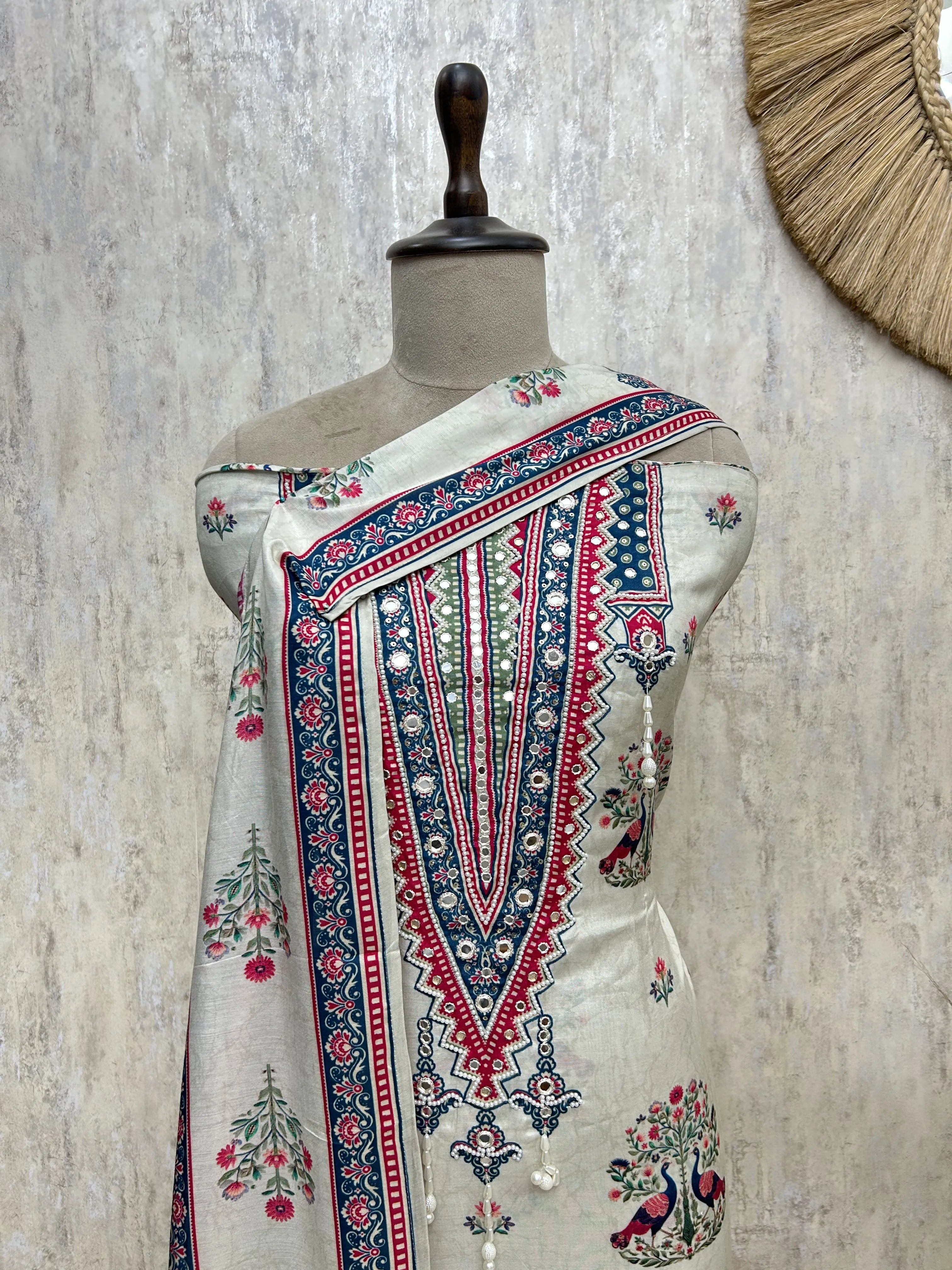 Vintage Floral Harmony Muslin Unstitched Suit