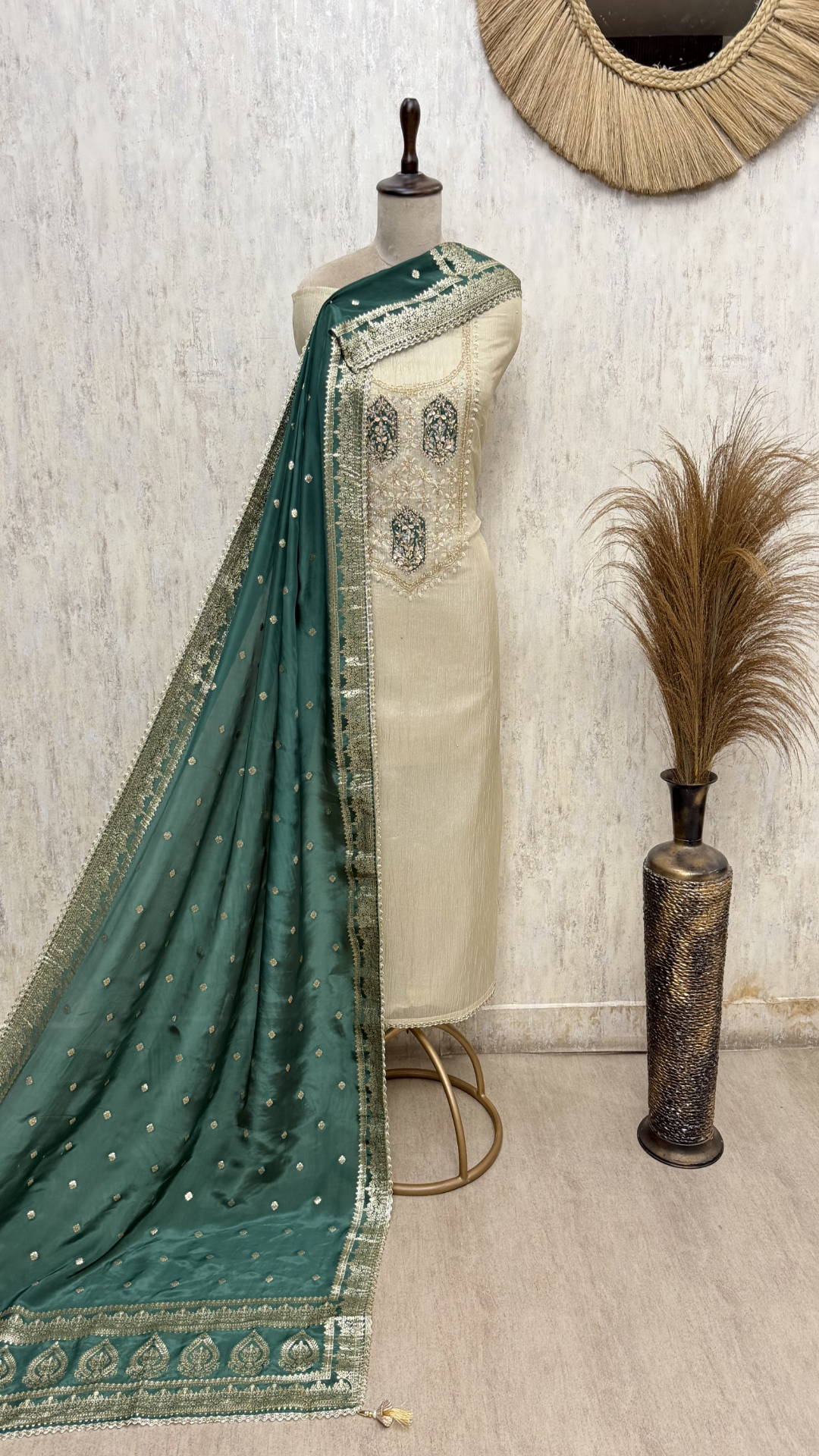 Royale Crush Tissue Unstitched Suits