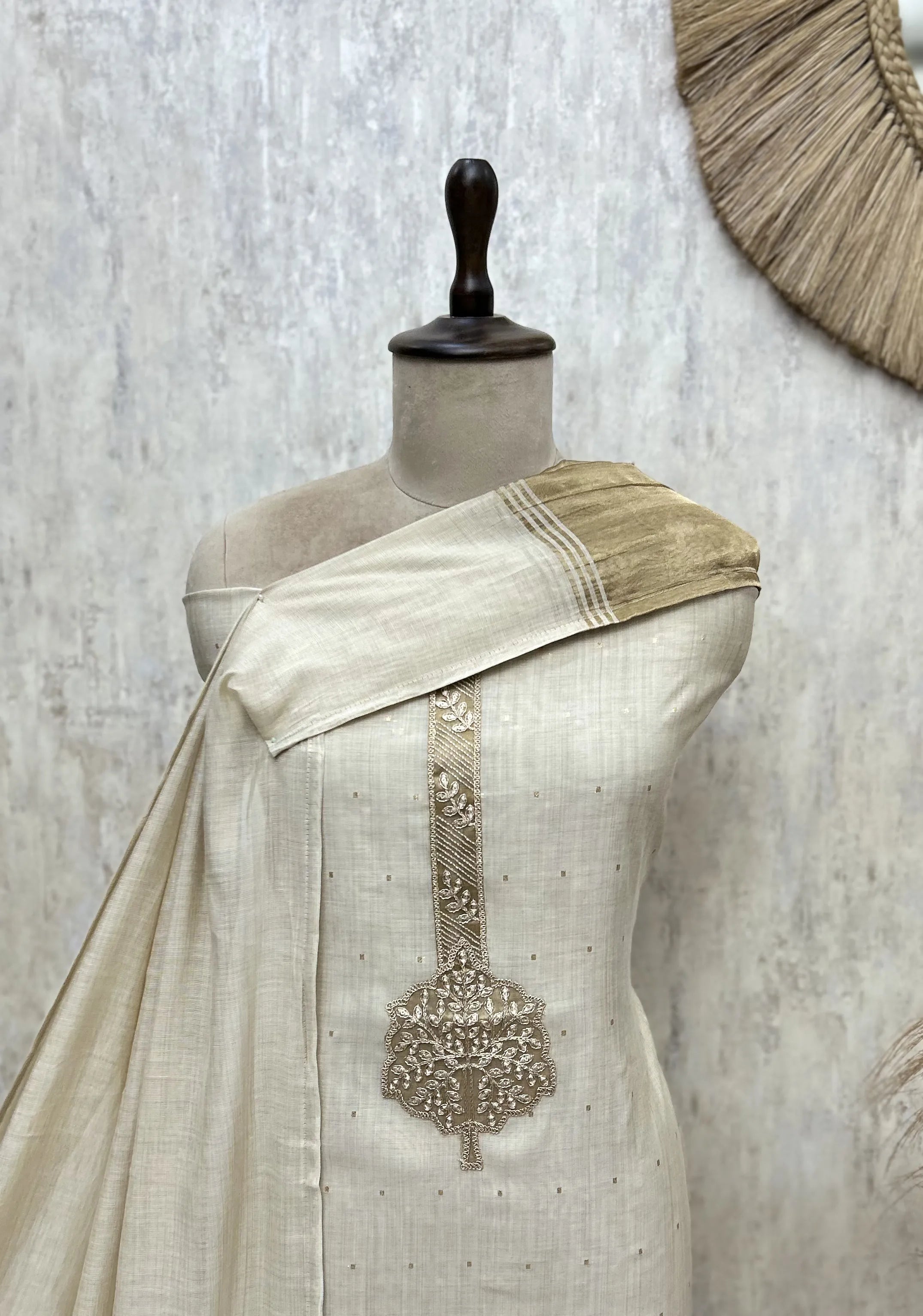 Graceful Jamdani Linen Unstitched Suits