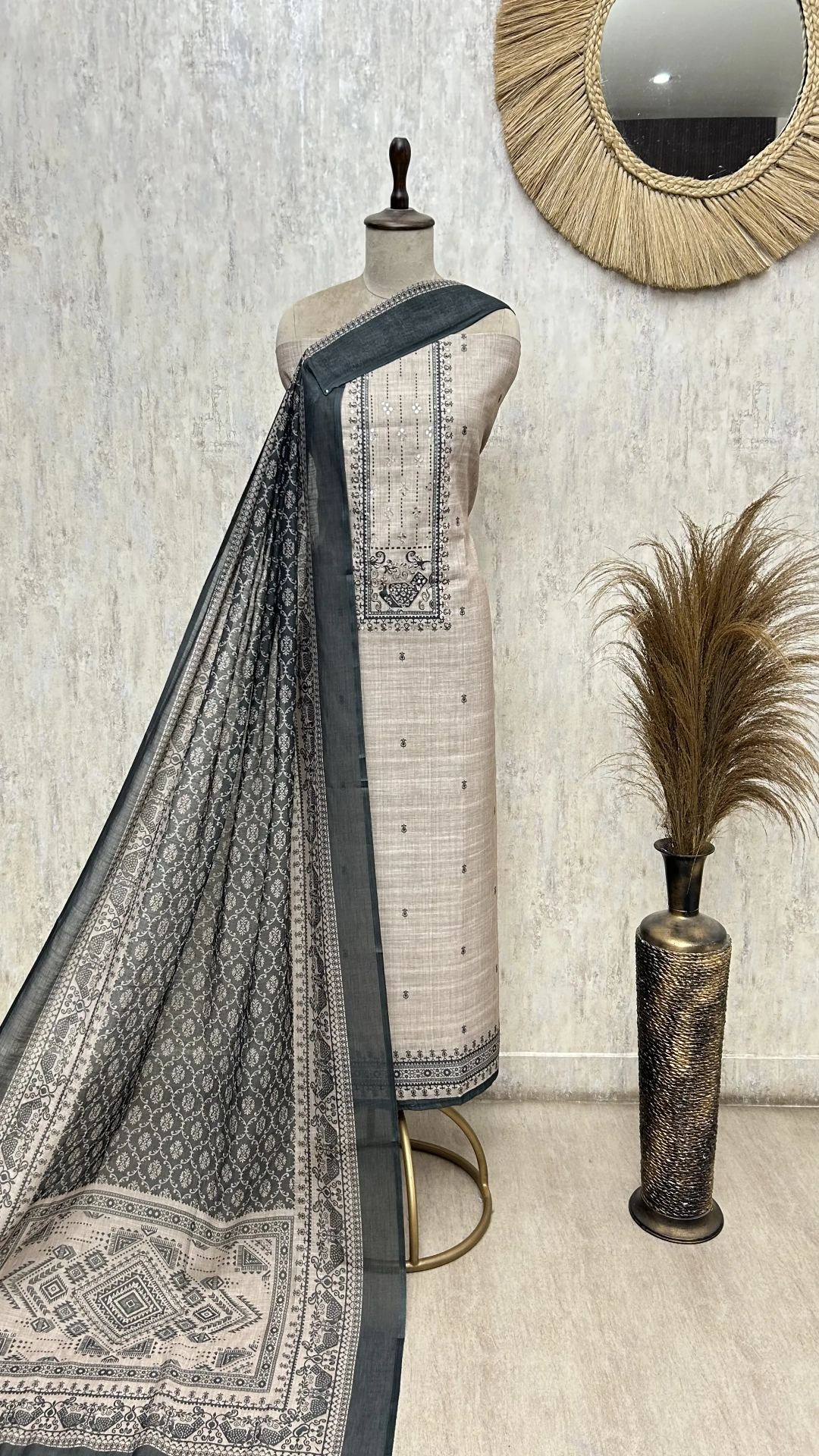 Subtle Grey Elegance Maheshwari Unstitched Suit