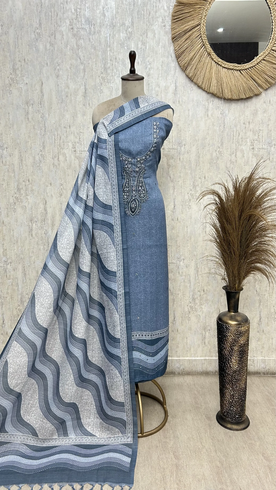 Classic Style Linen Unstitched Suit