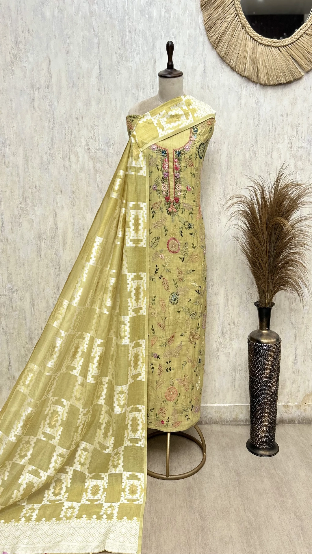 Elegant Jamdani Linen Unstitched Suit