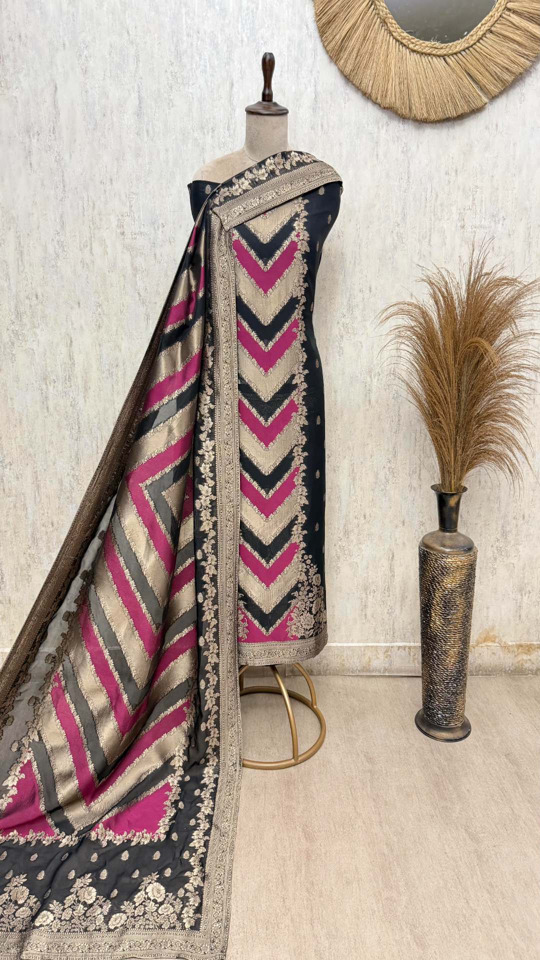 Kanjivaram Royale Silk Unstitched Suits
