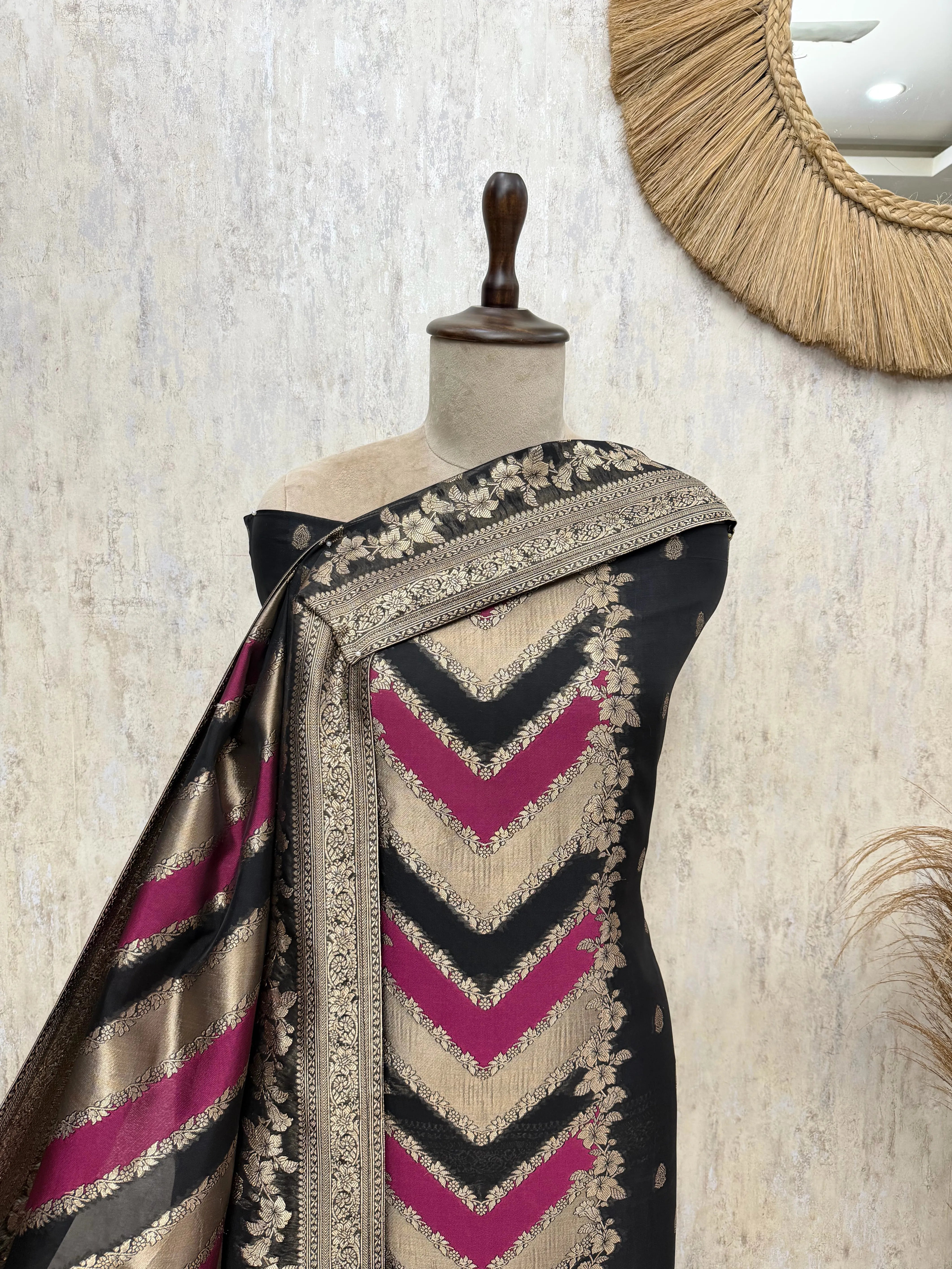 Kanjivaram Royale Silk Unstitched Suits