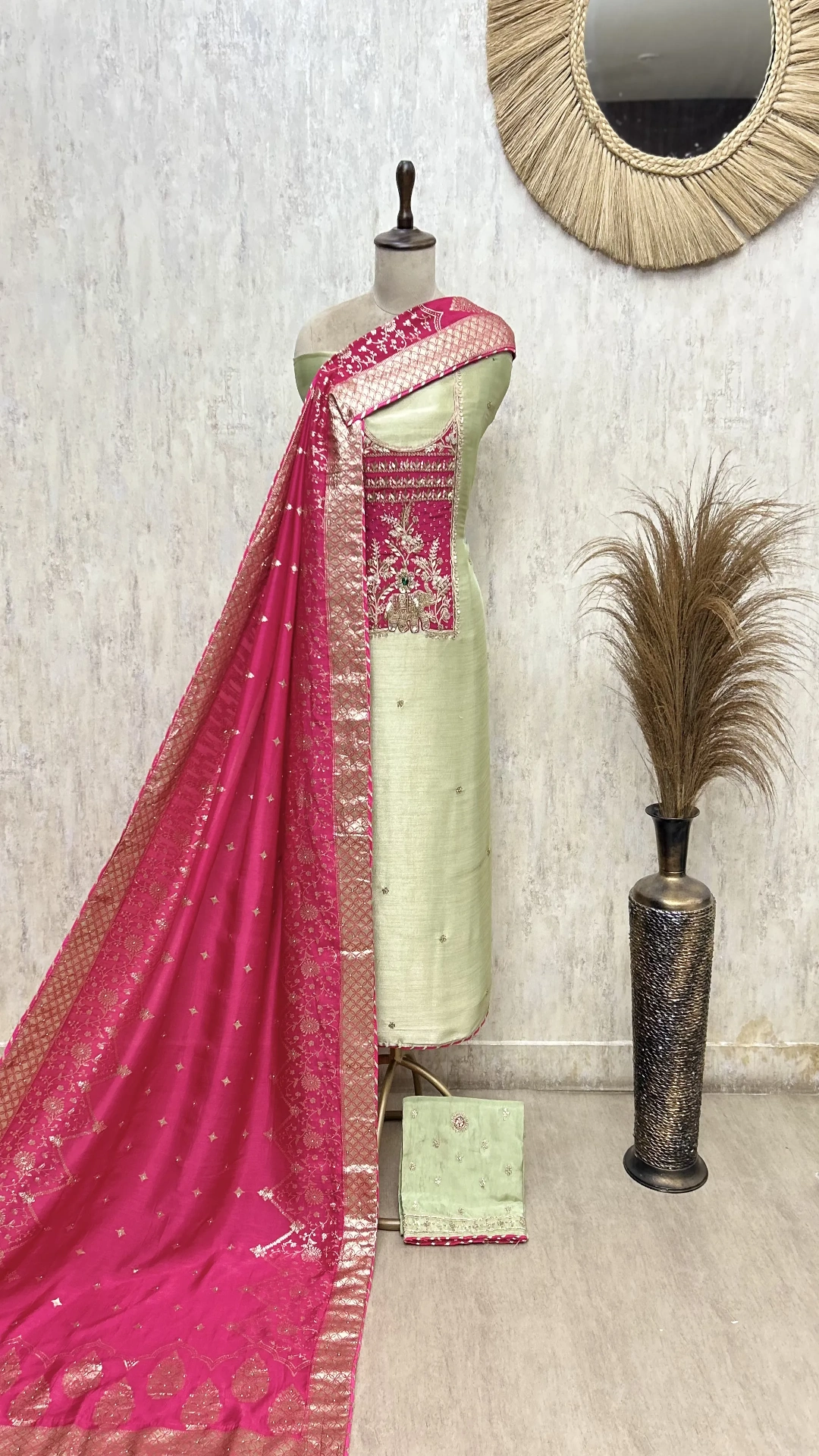 Regal Giraffe Tissue Unstitched Suit