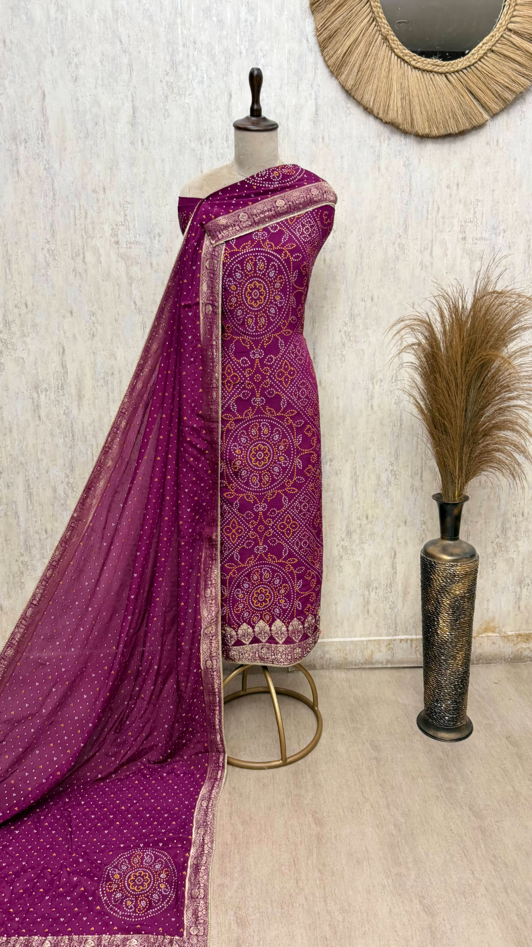Elegant Bandhani Chinnon Unstitched Suit