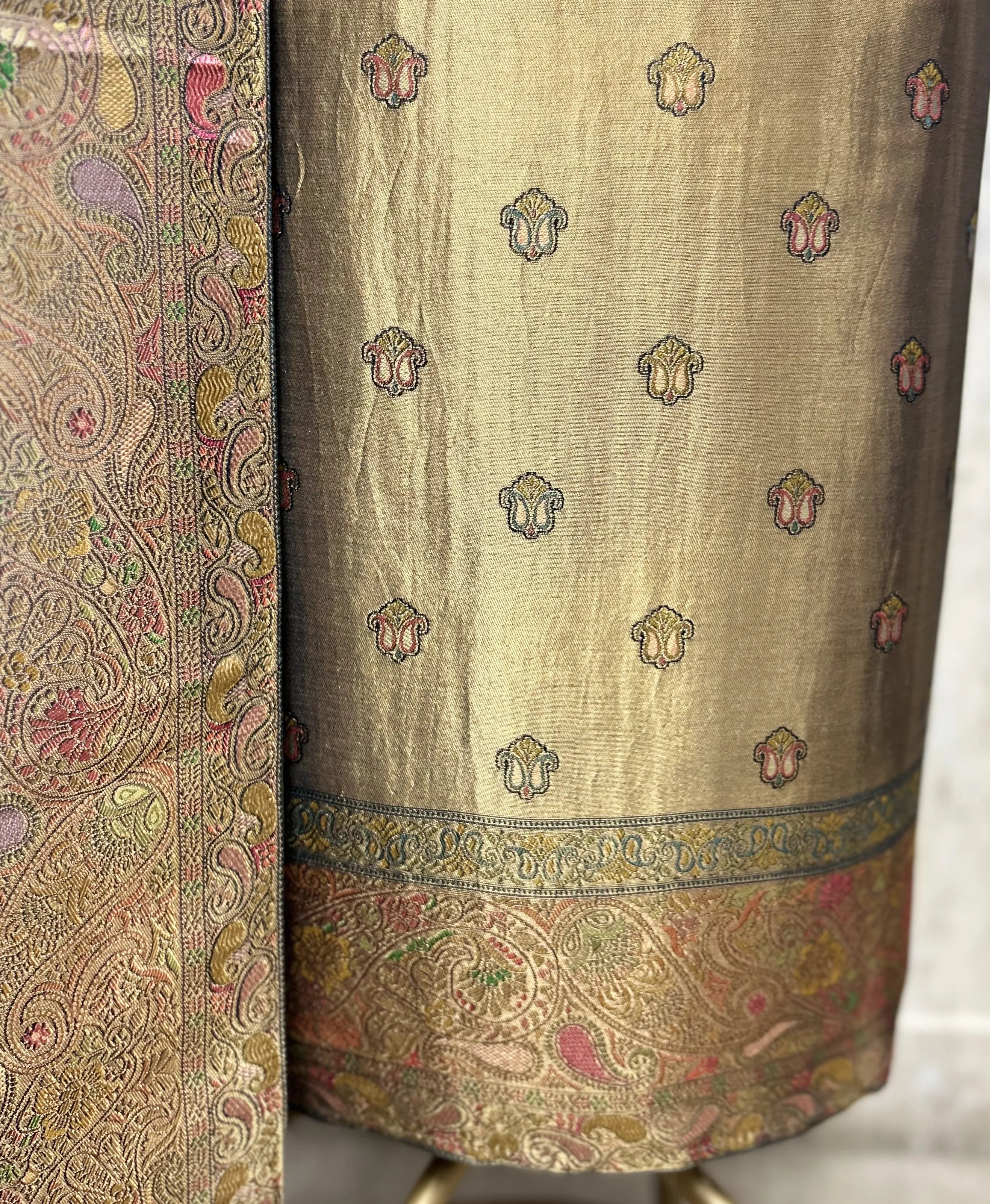 Magnificent Katan Silk Unstitched Suit