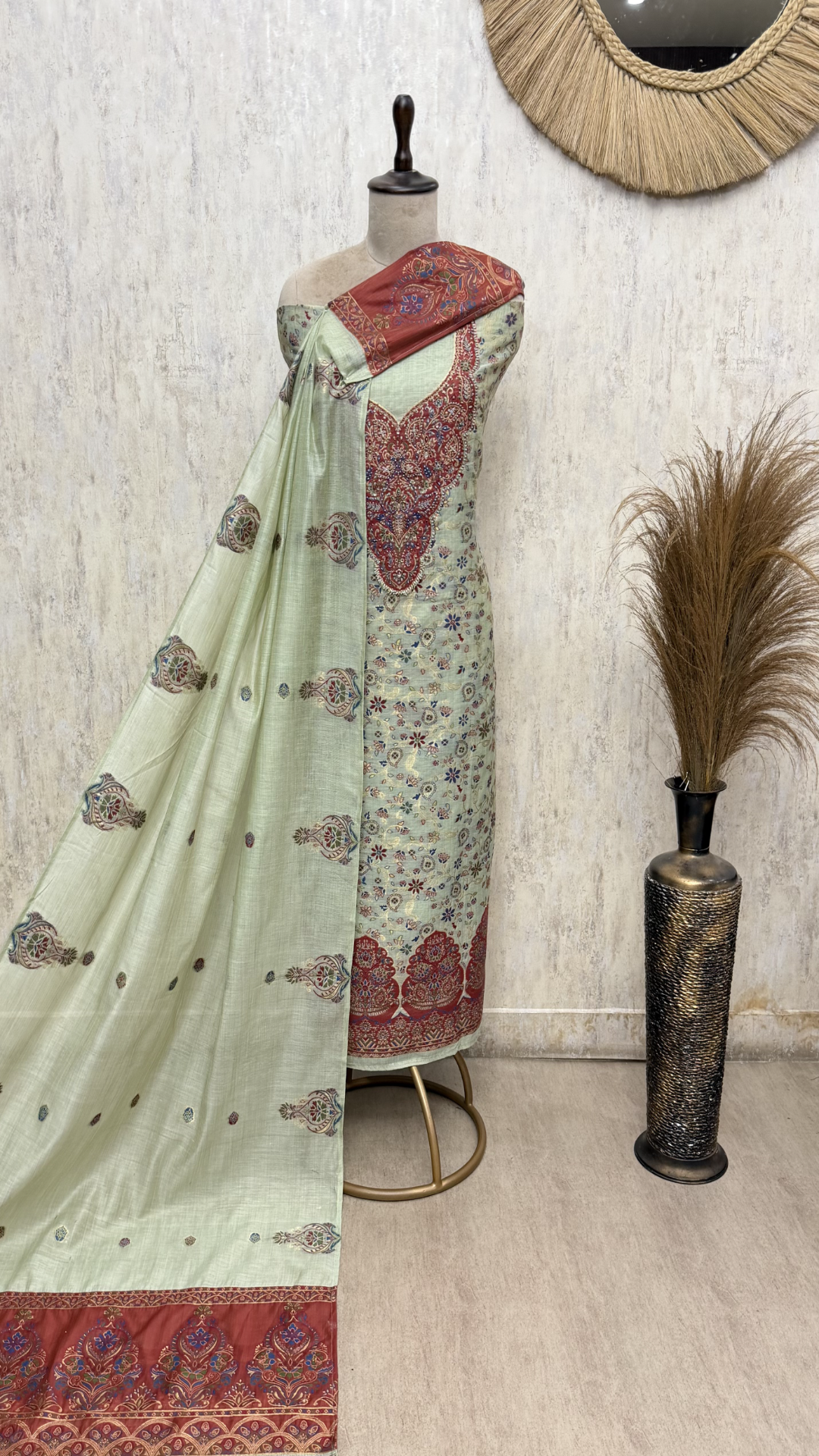 Enchanted Grace Jamdani linen Unstitched Suits