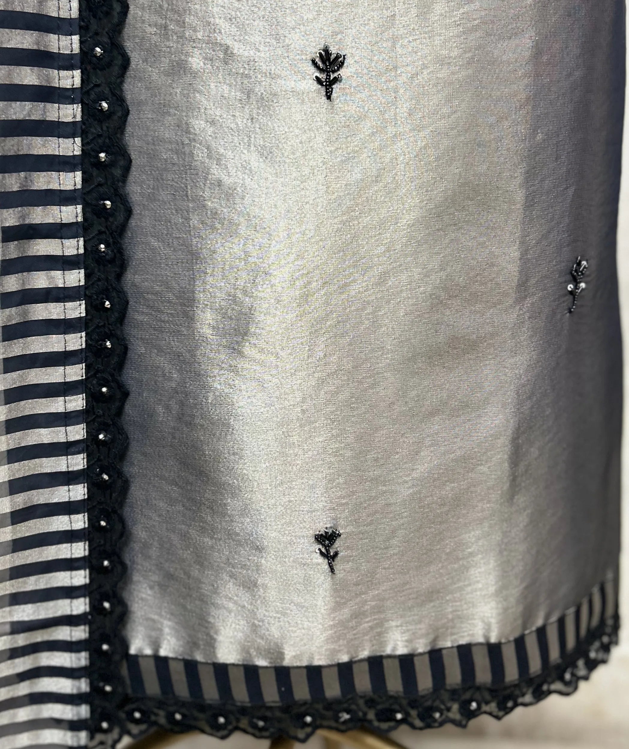 Tissue Enchantment Unstitched Suits
