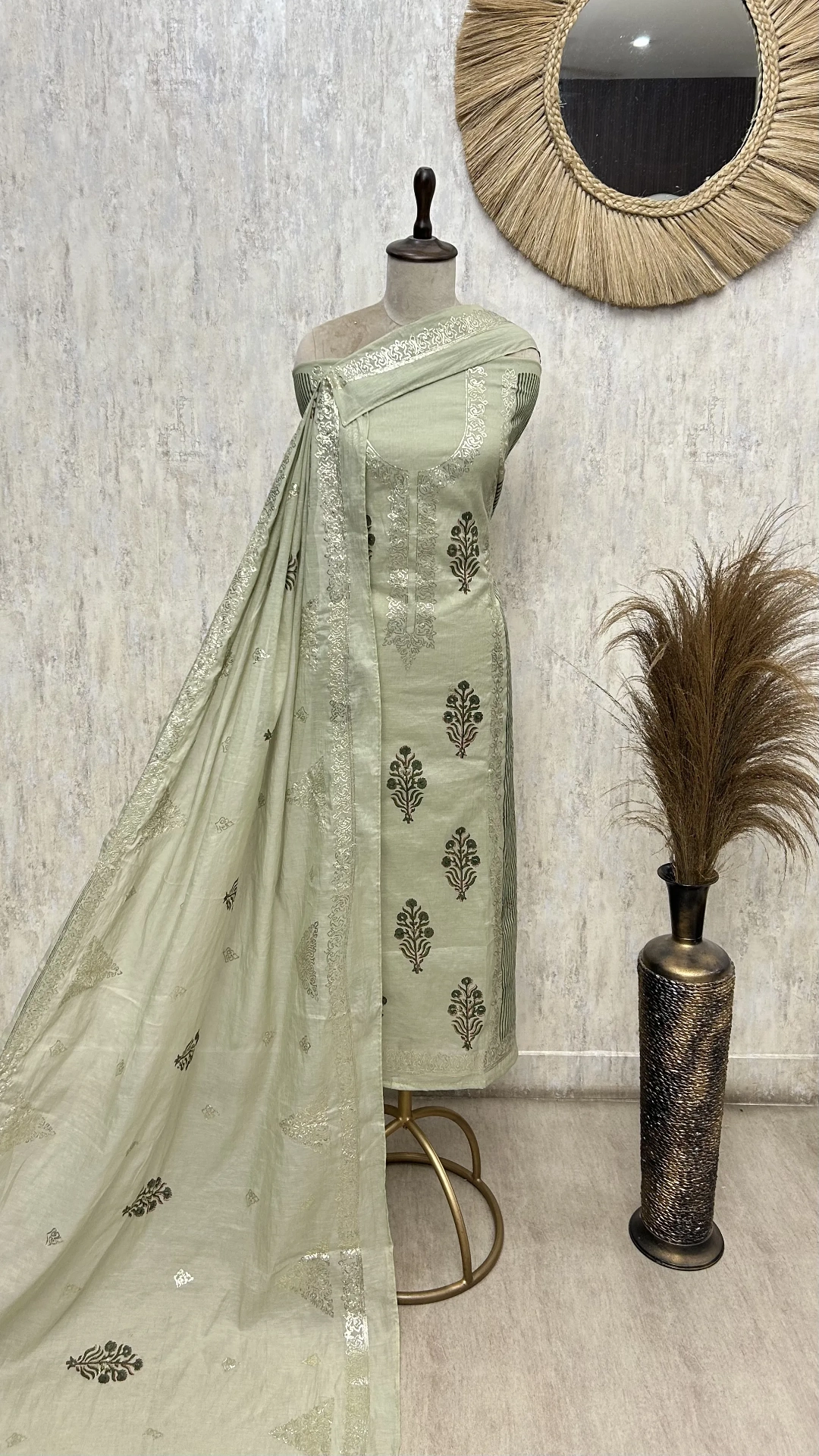 Mul Chanderi Ethnic Grace Unstitched Suit