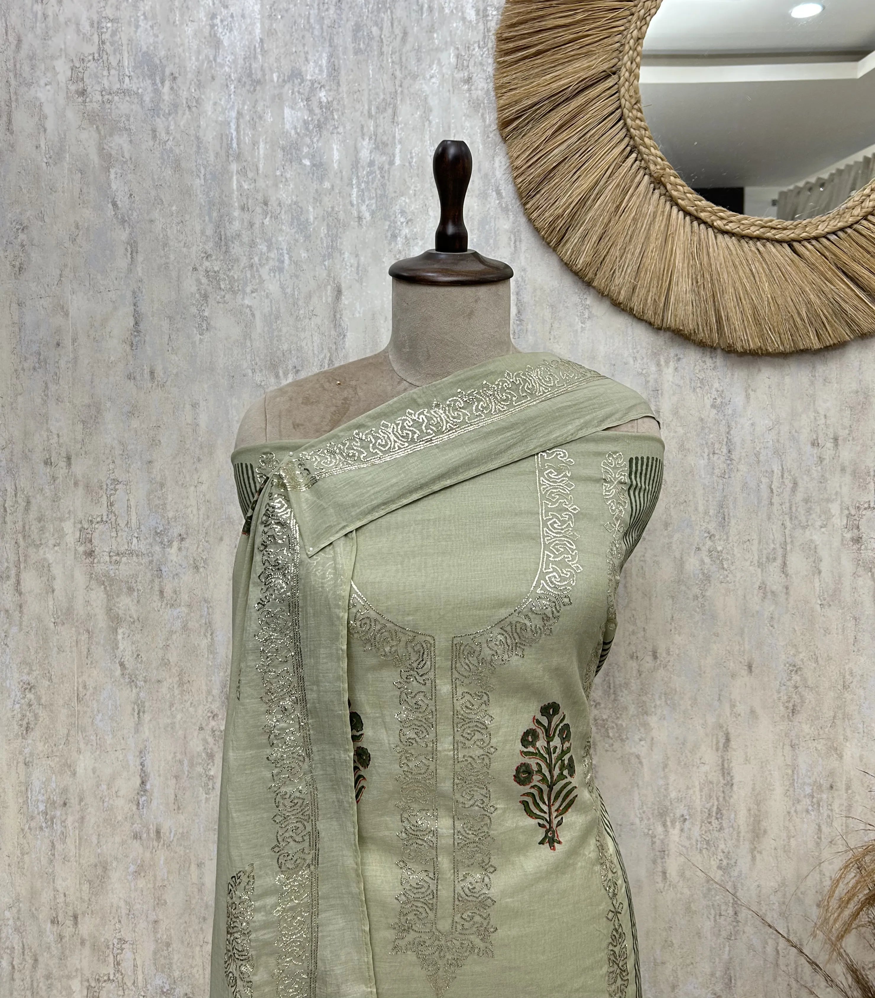 Mul Chanderi Ethnic Grace Unstitched Suit