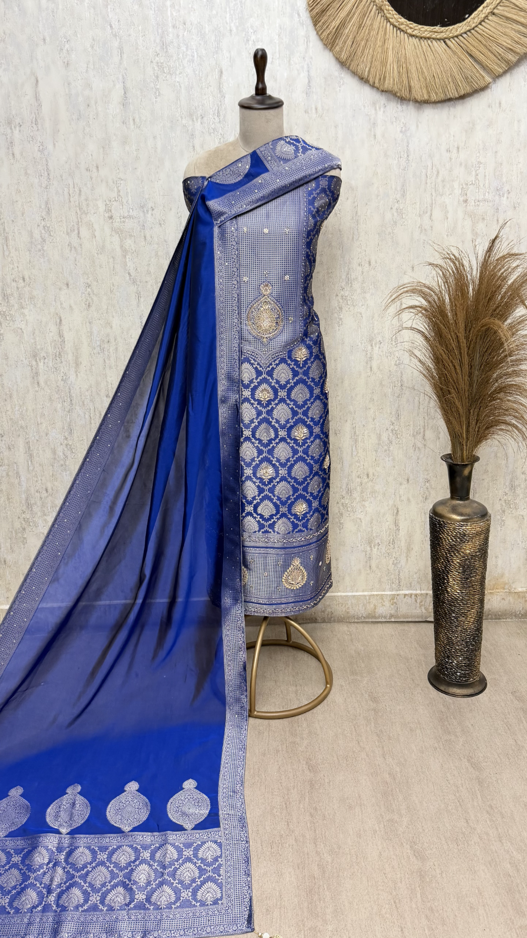 Resplendent Kanjivaram Silk Unstitched Suits