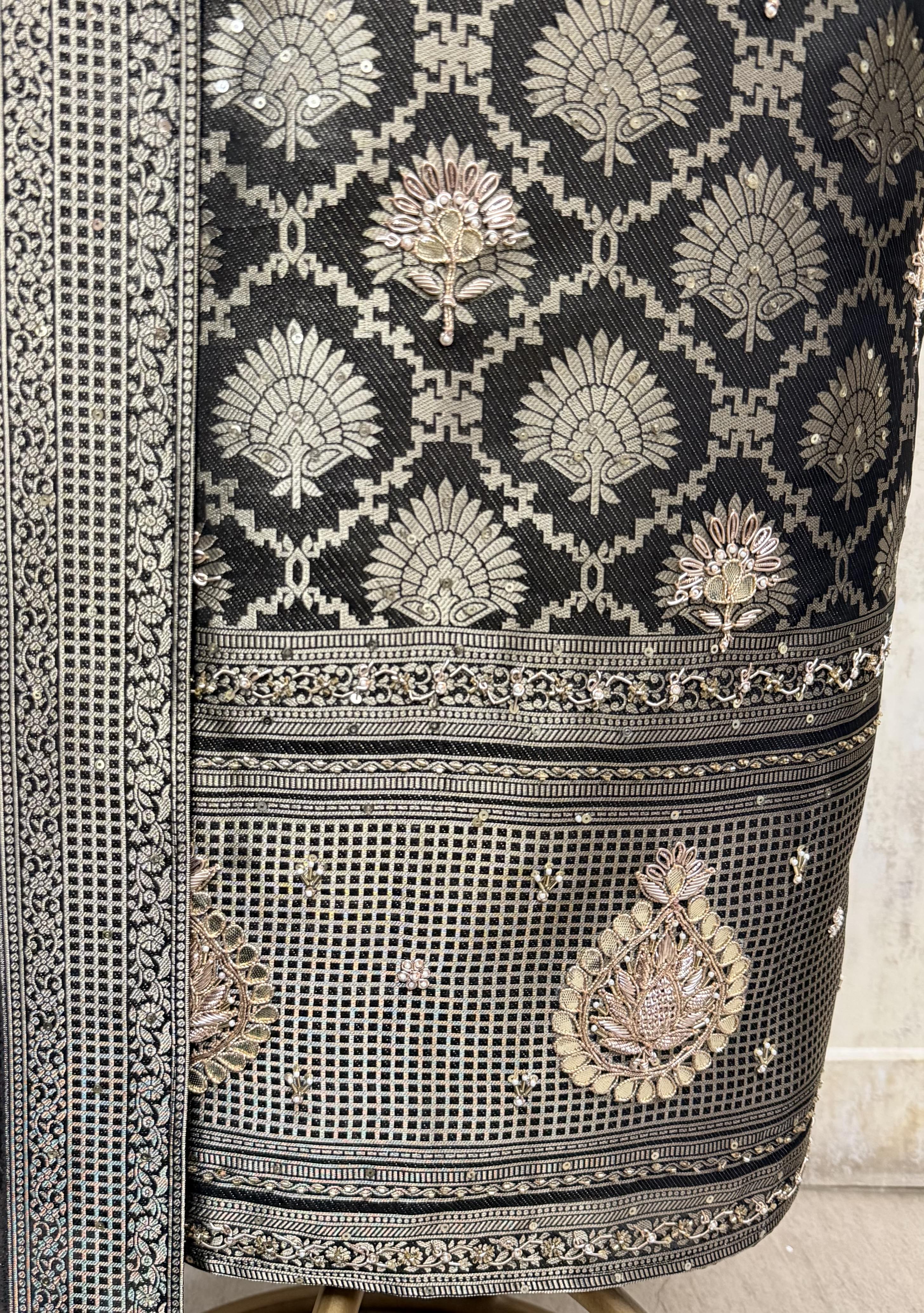 Resplendent Kanjivaram Silk Unstitched Suits